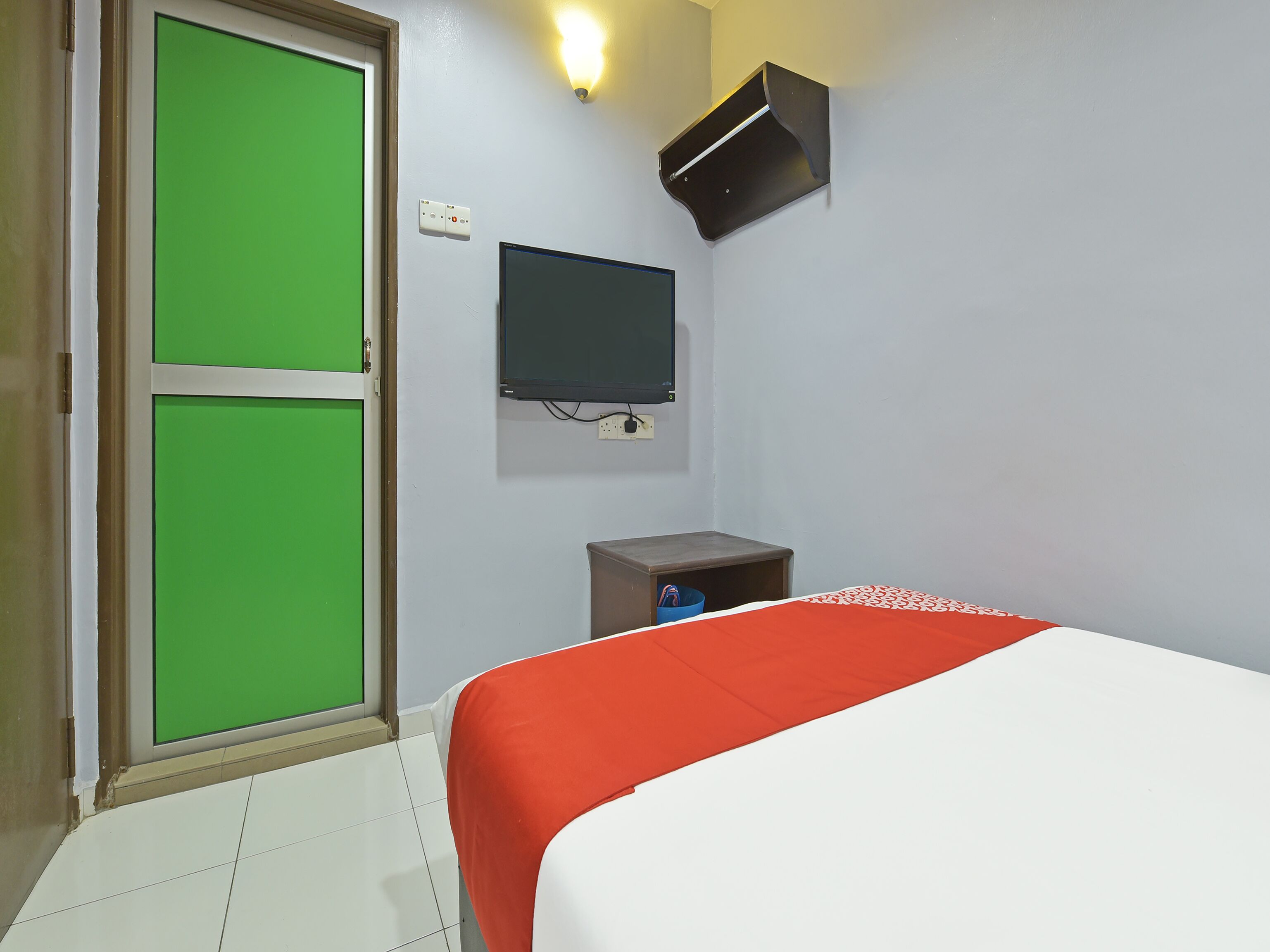 M Three Hotel by OYO
