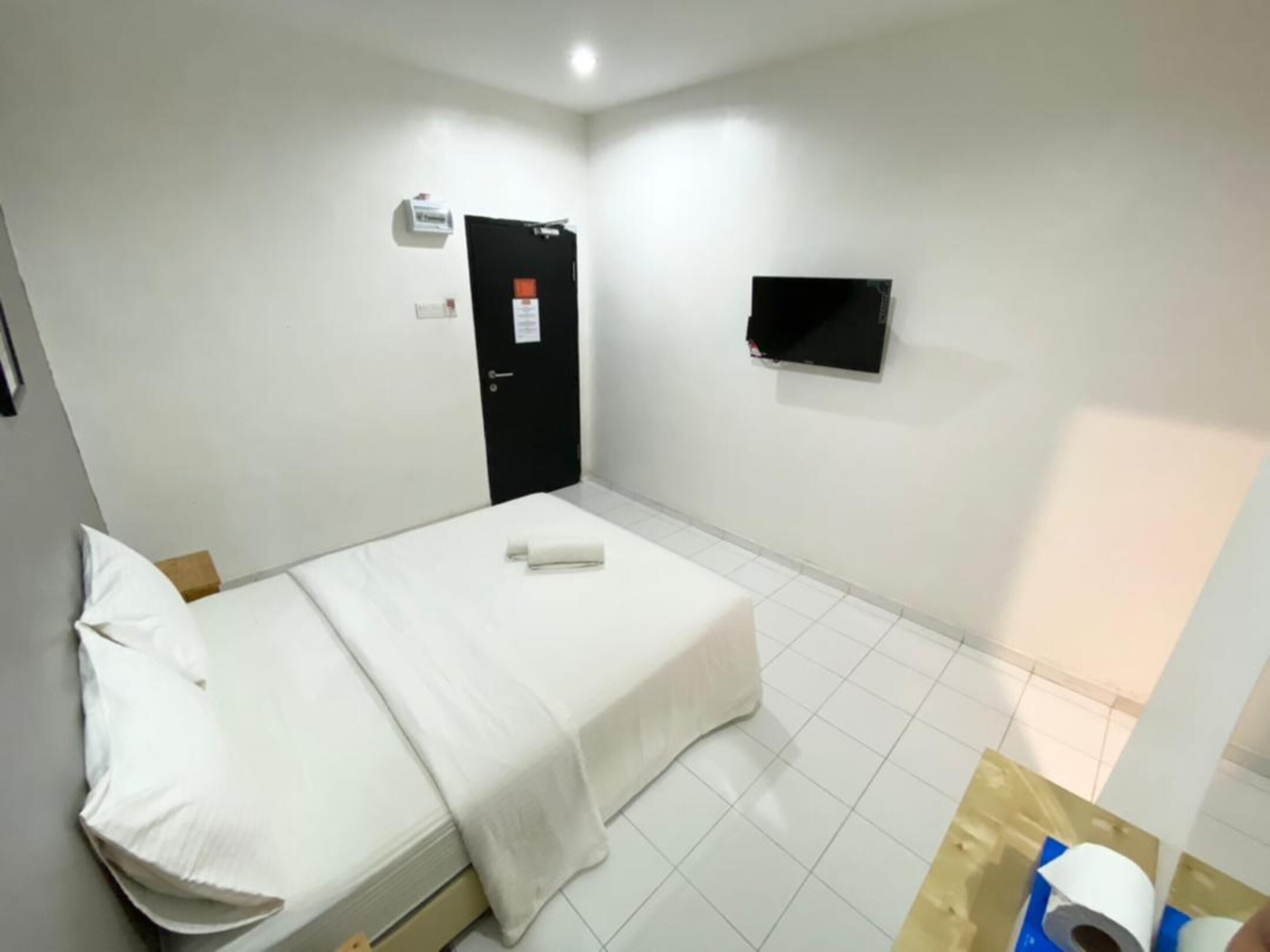 One One 08 Hotel Sungkai