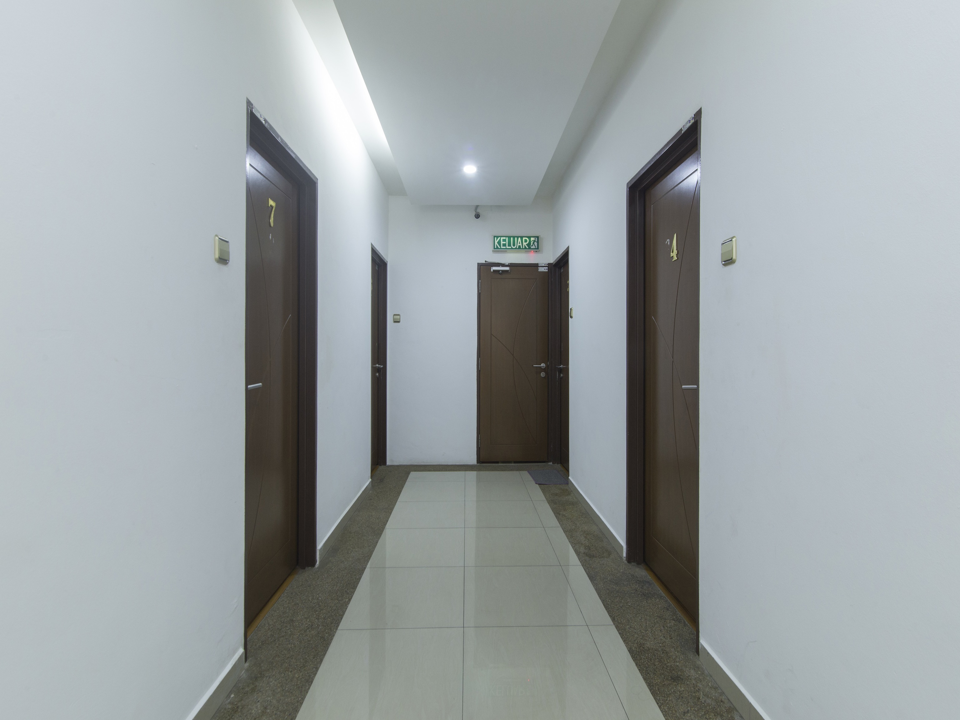 Capital O 90653 Maxwell Inn Boutique Hotel