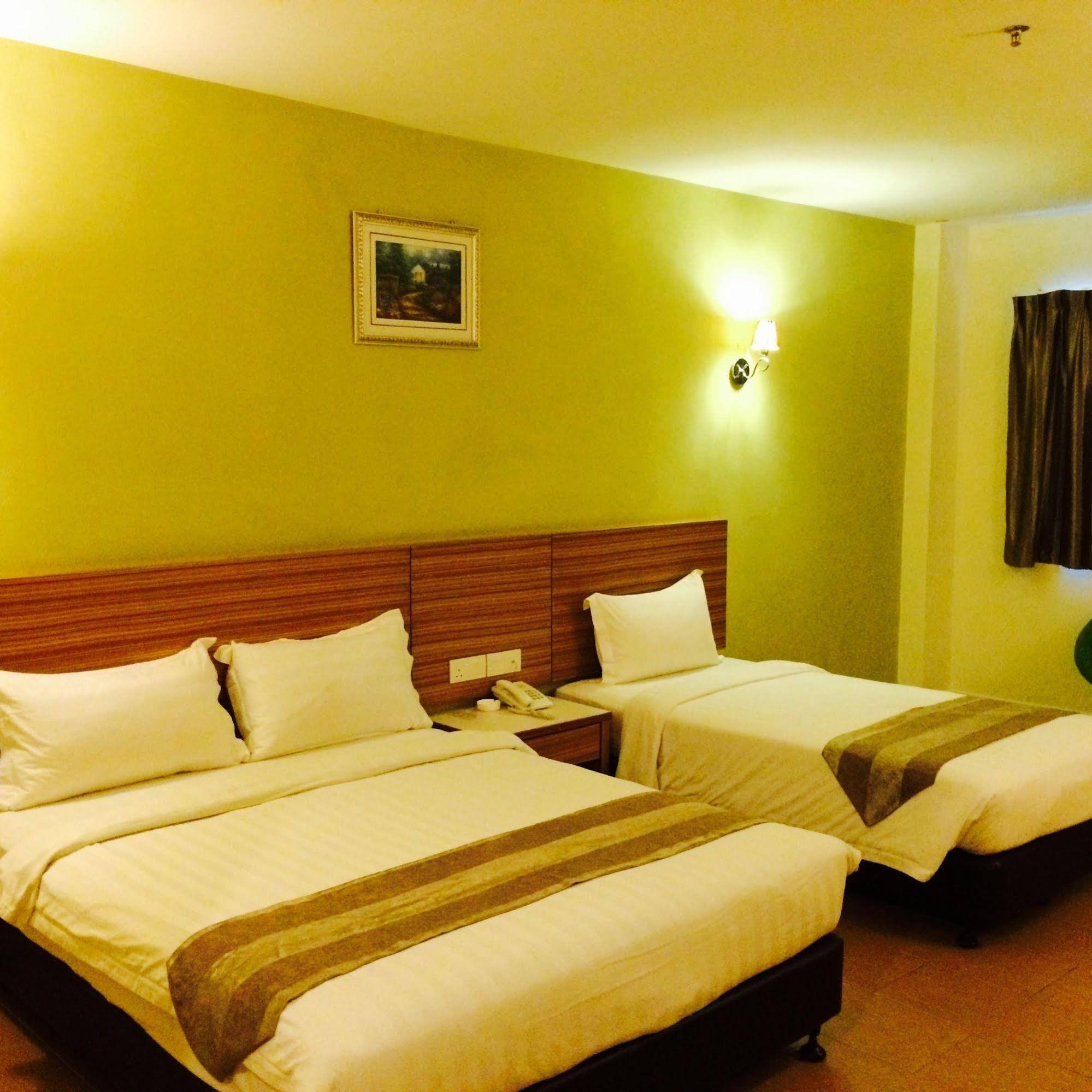 Grand Court Hotel