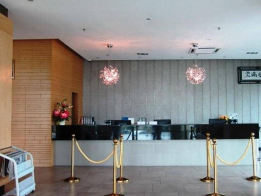 Grand Court Hotel