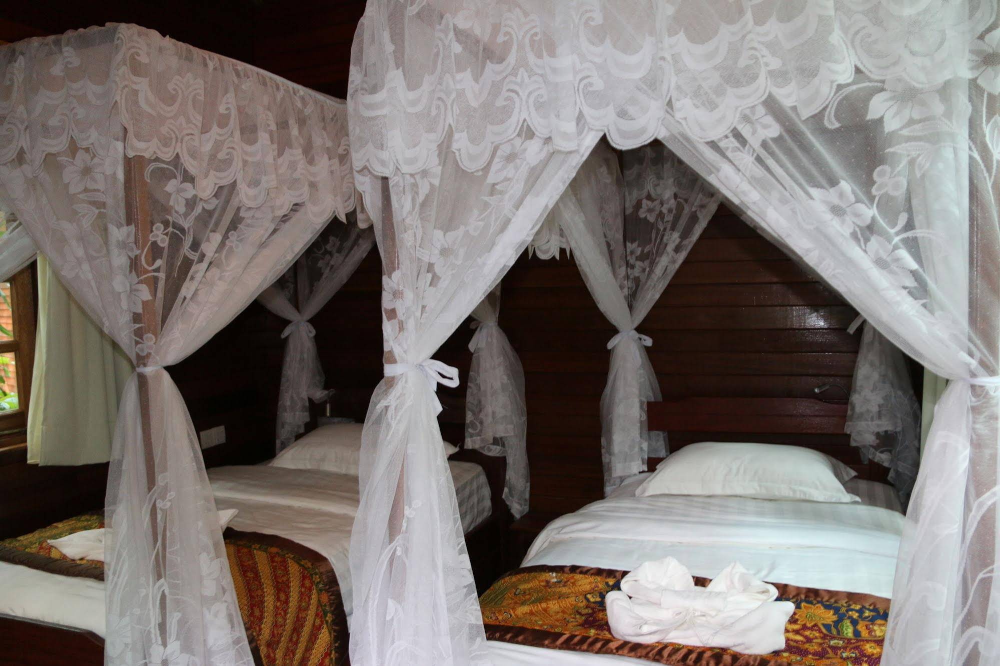 Borneo Natural Sukau Bilit Resort