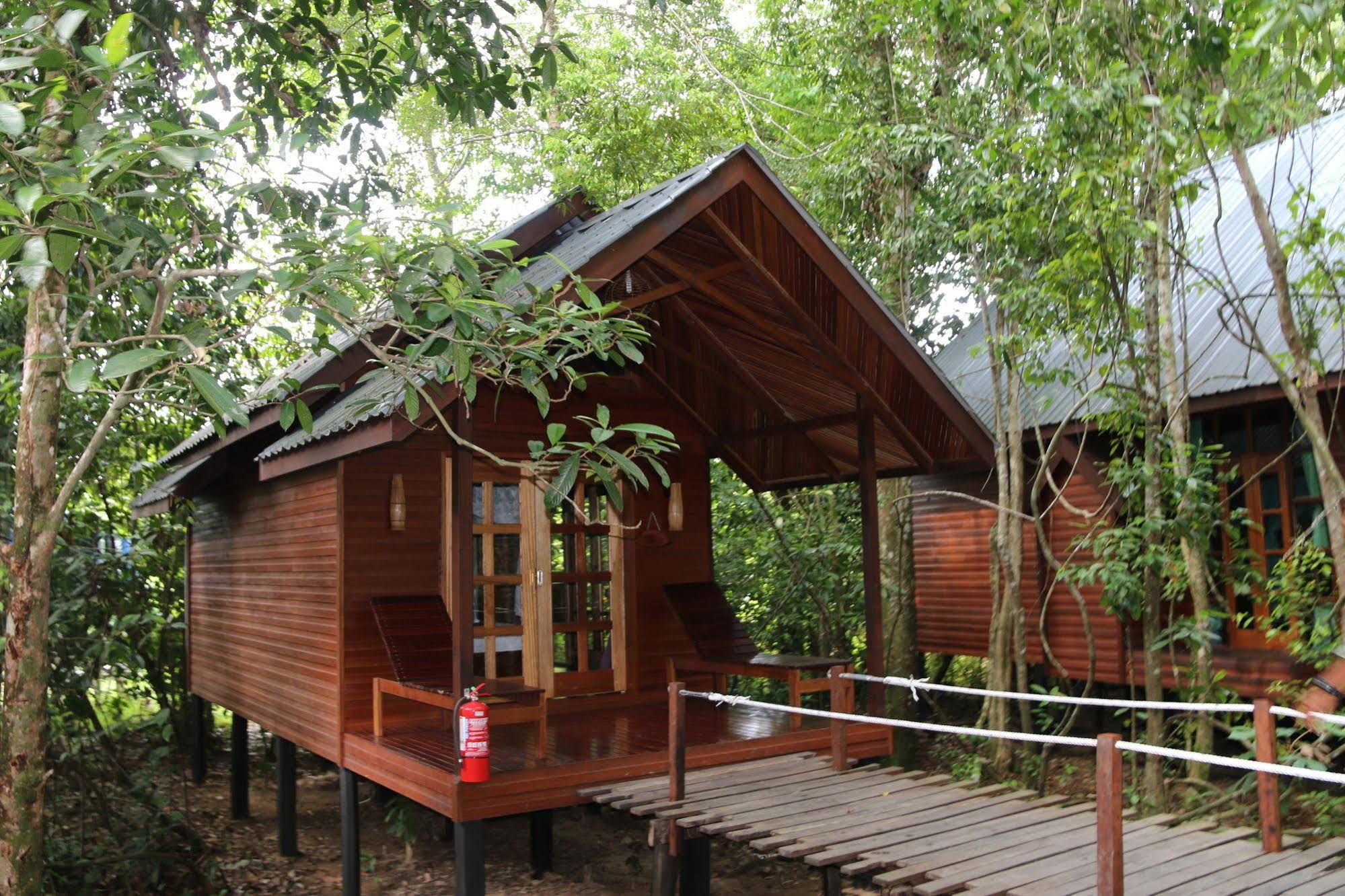 Borneo Natural Sukau Bilit Resort