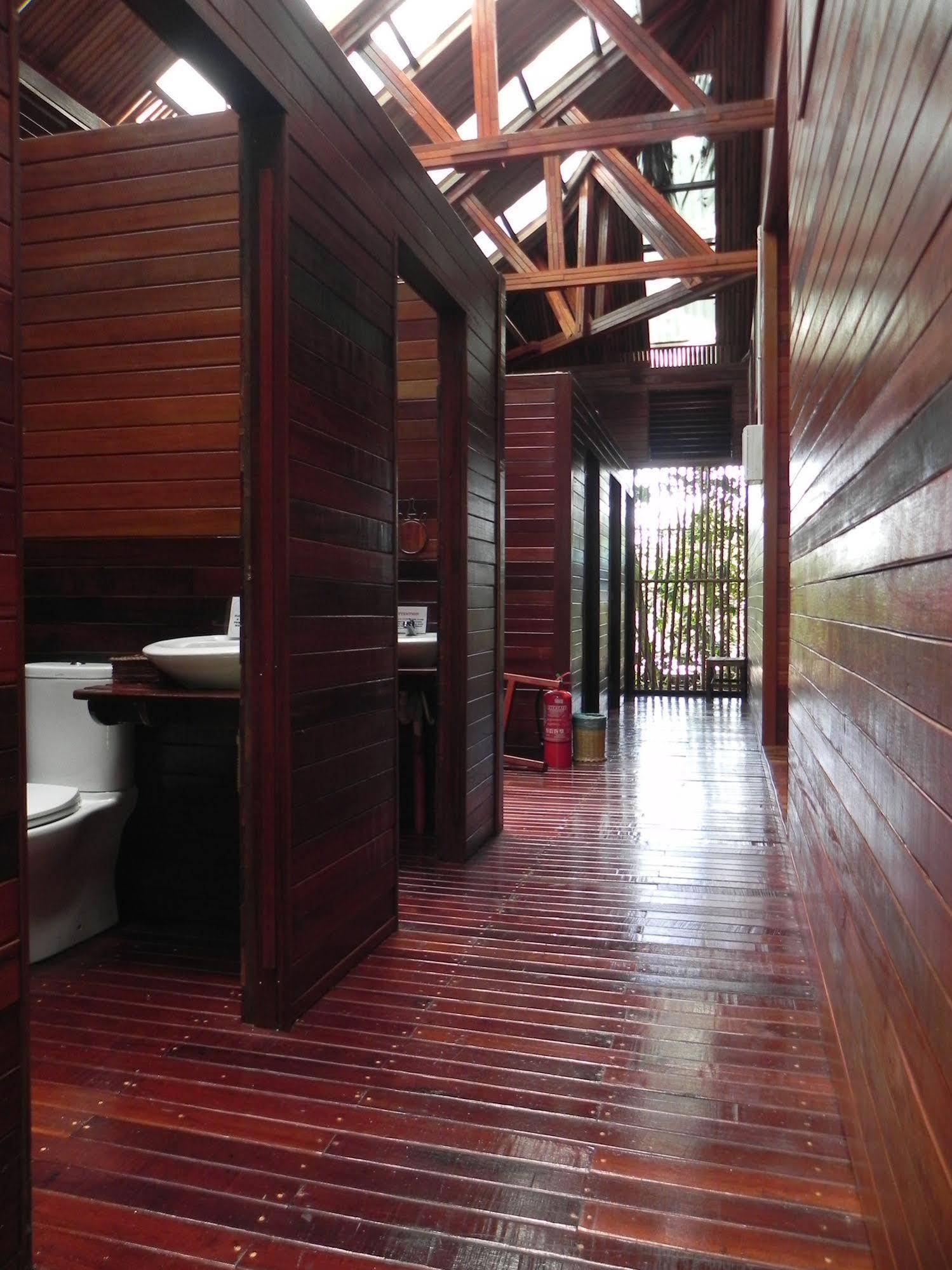 Borneo Natural Sukau Bilit Resort