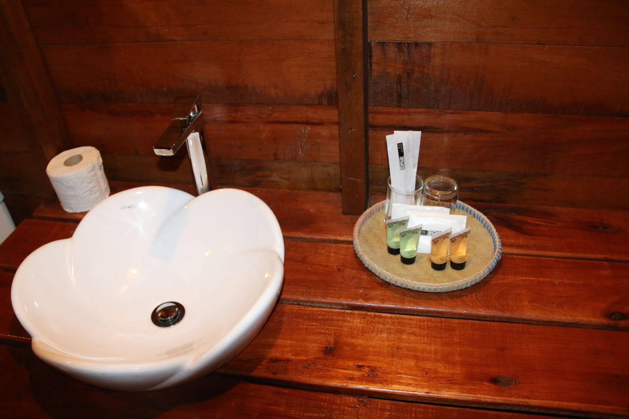 Borneo Natural Sukau Bilit Resort