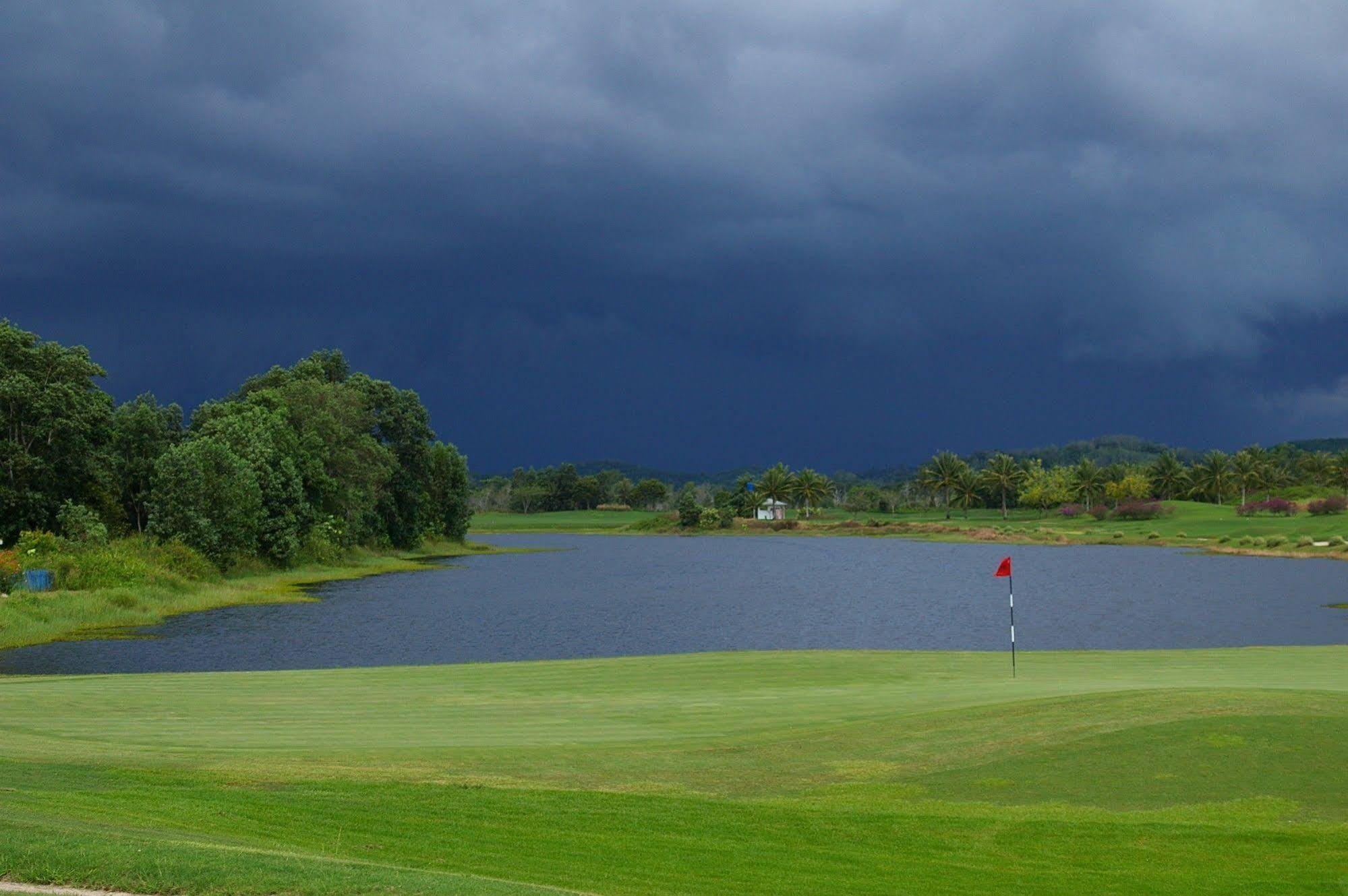 Borneo Golf Resort