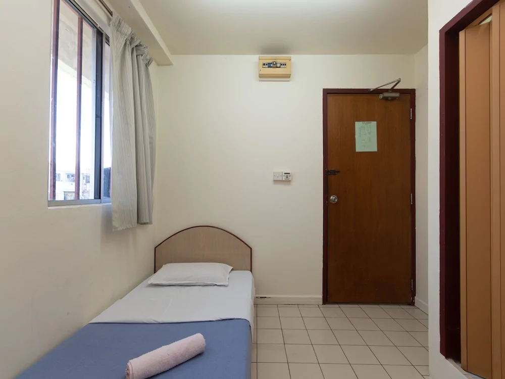 Evergreen Hotel by OYO Rooms
