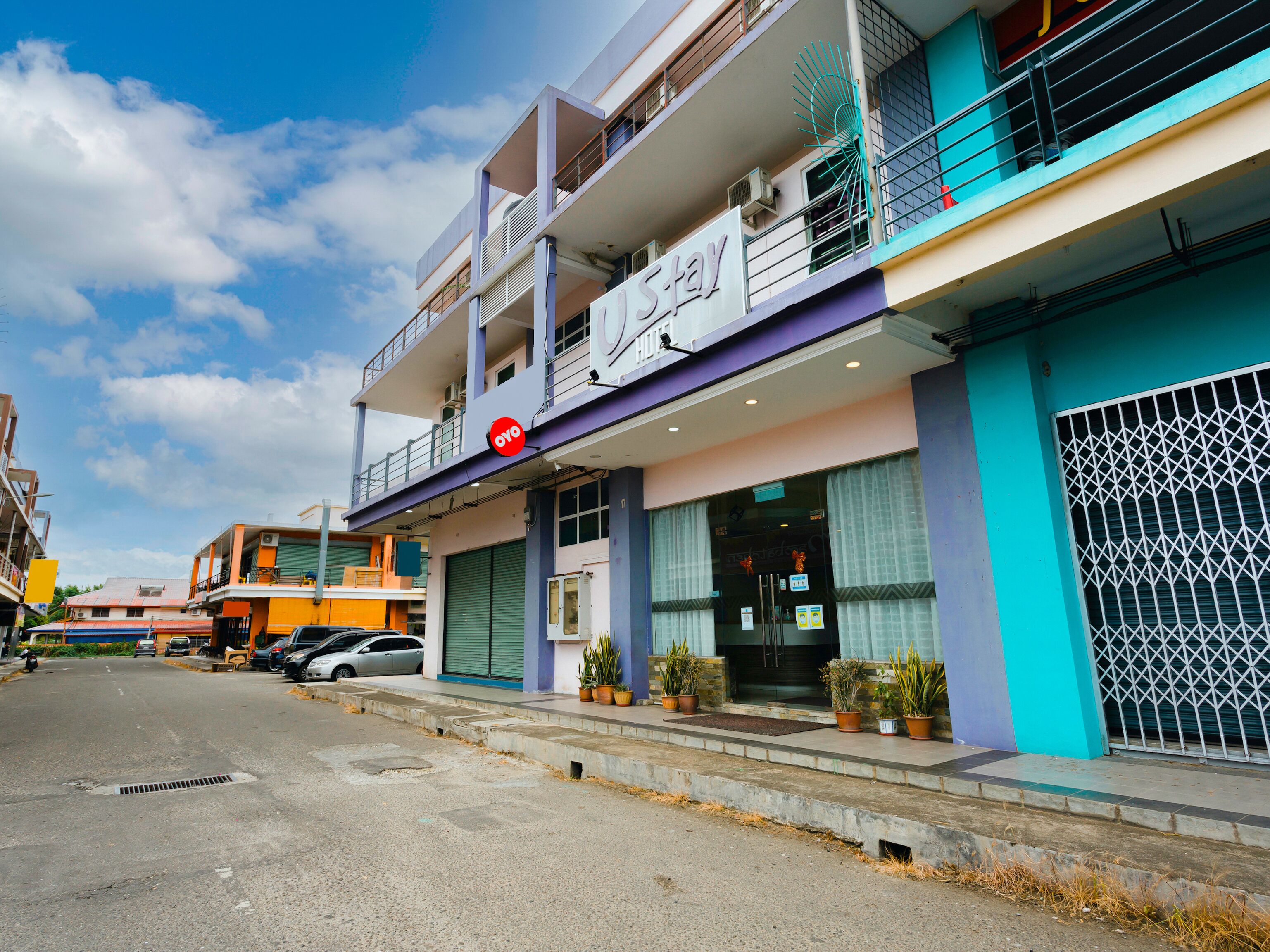 Oyo 90153 U Stay Hotel