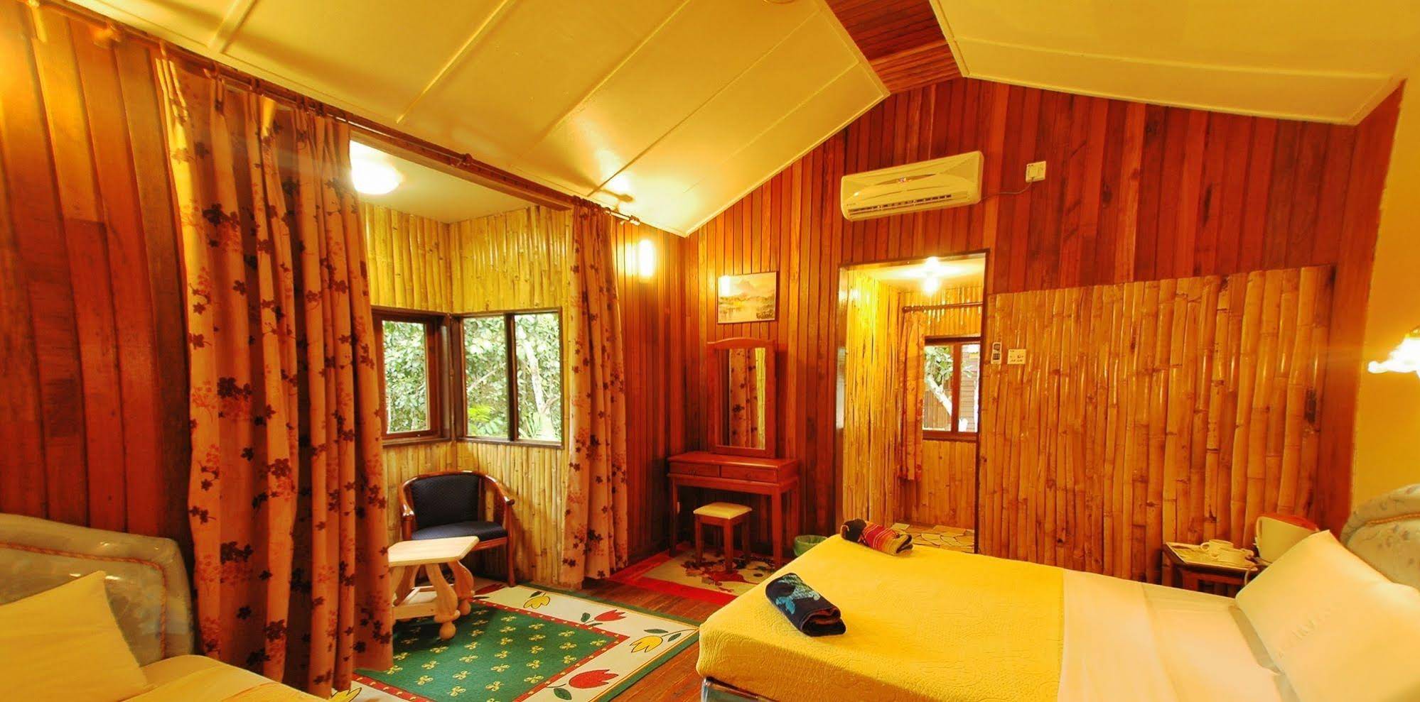 Bilit Adventure Lodge
