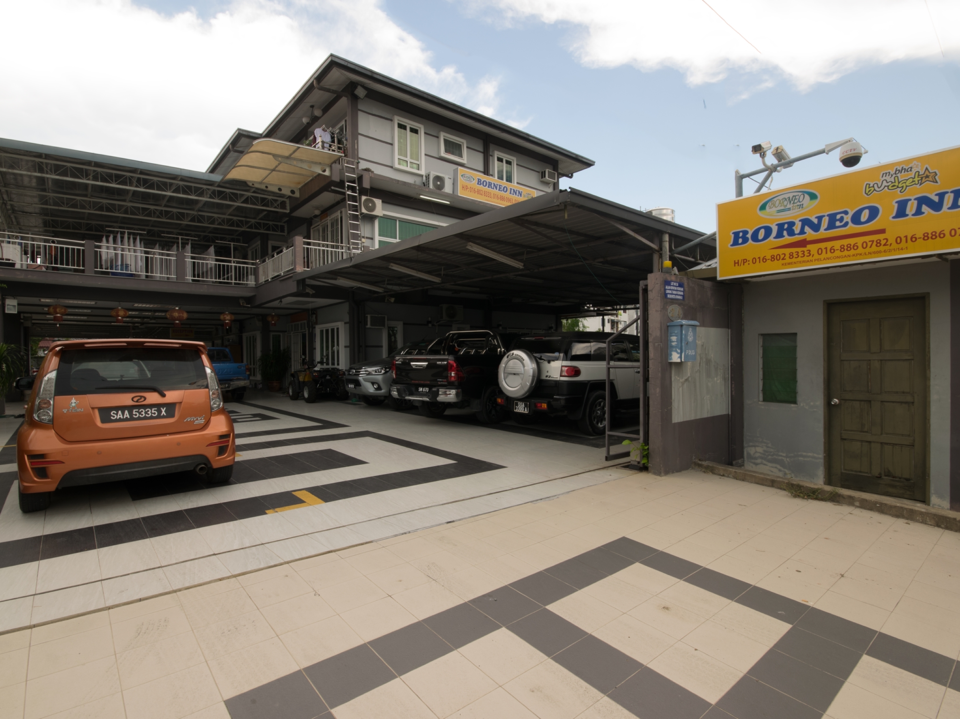 Borneo Inn