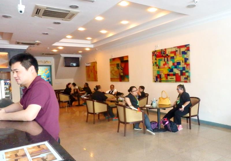 De Galleria Hotel