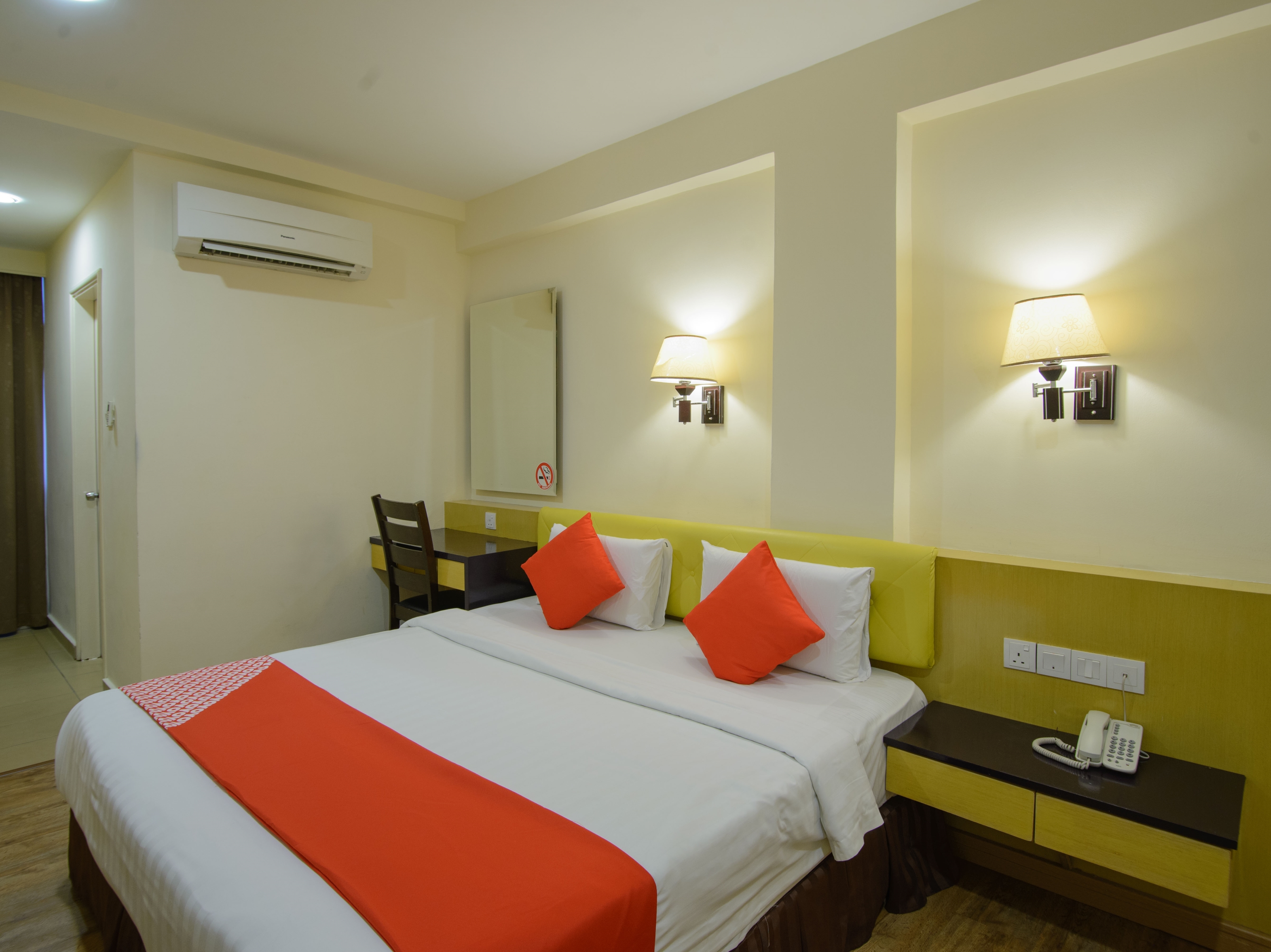Grand Eastern Hotel By OYO Rooms