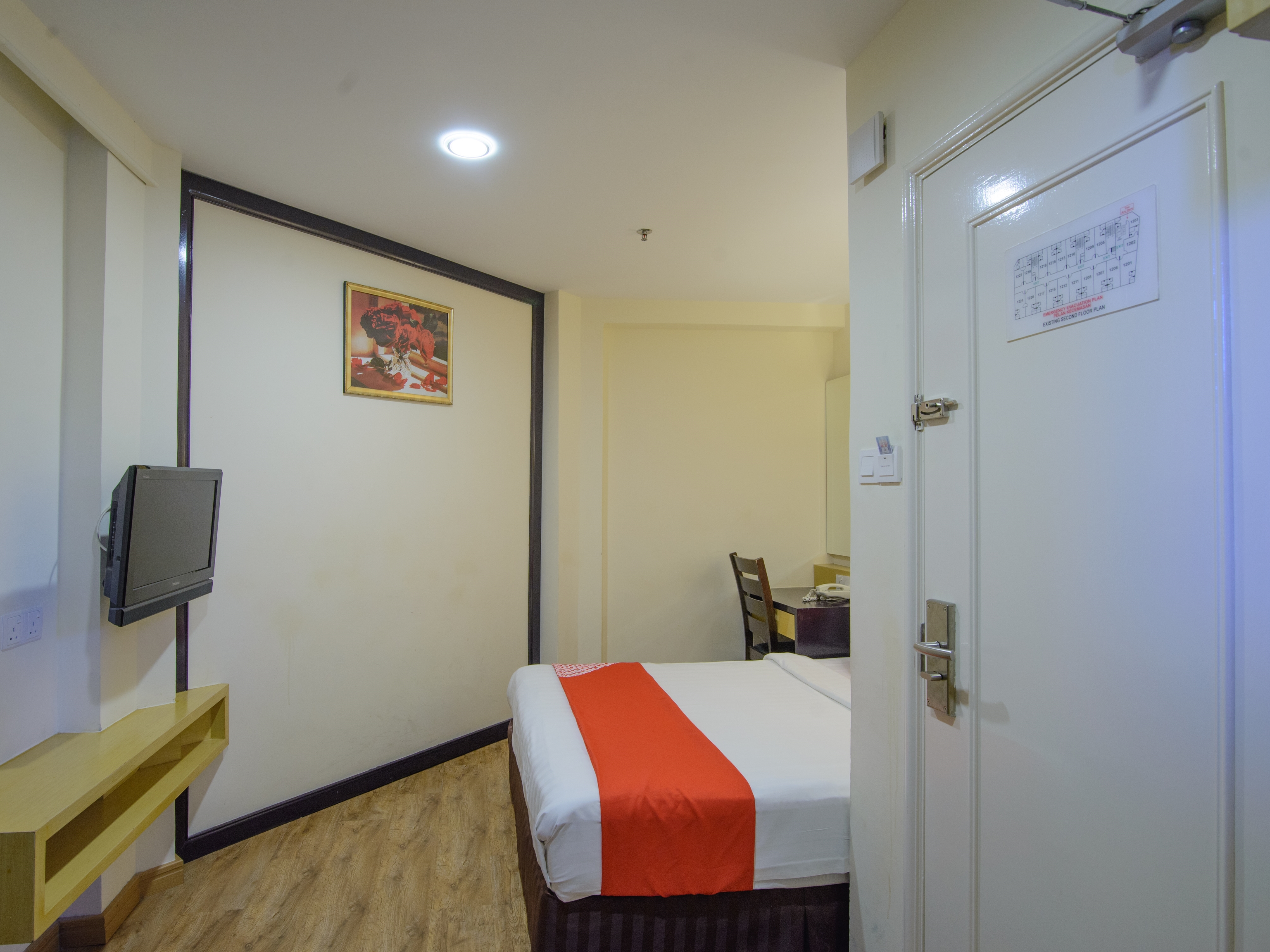 Grand Eastern Hotel By OYO Rooms