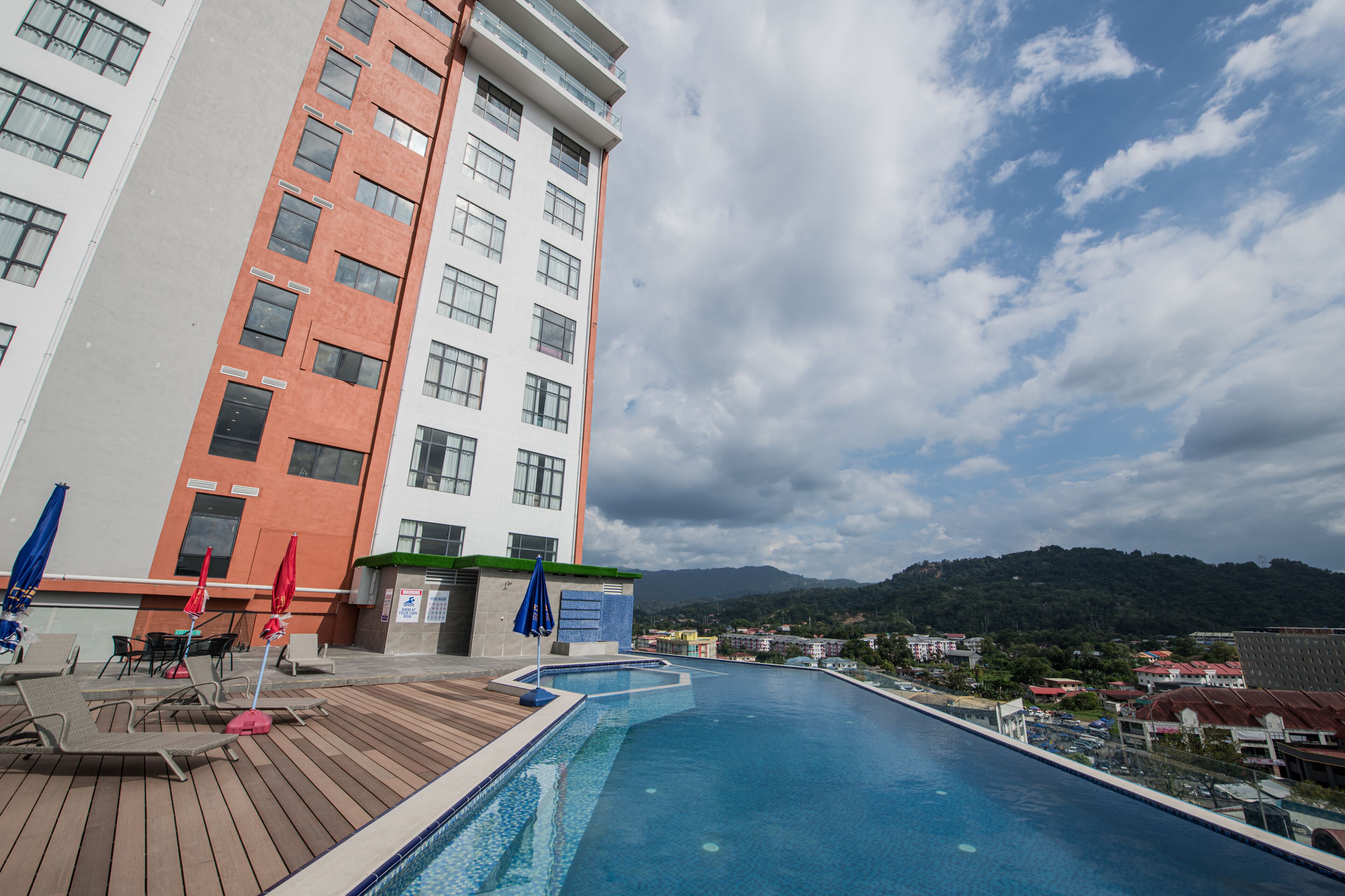 Grand Inhotel Kota Kinabalu