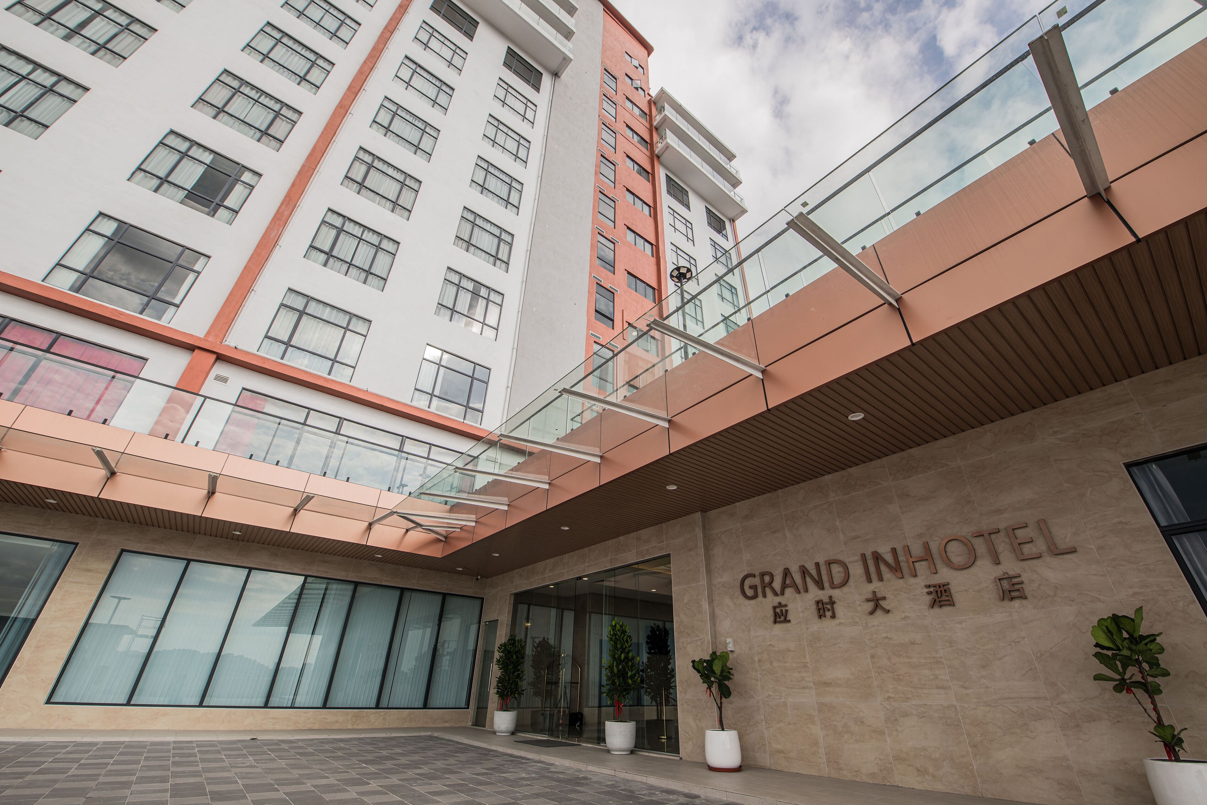 Grand Inhotel Kota Kinabalu