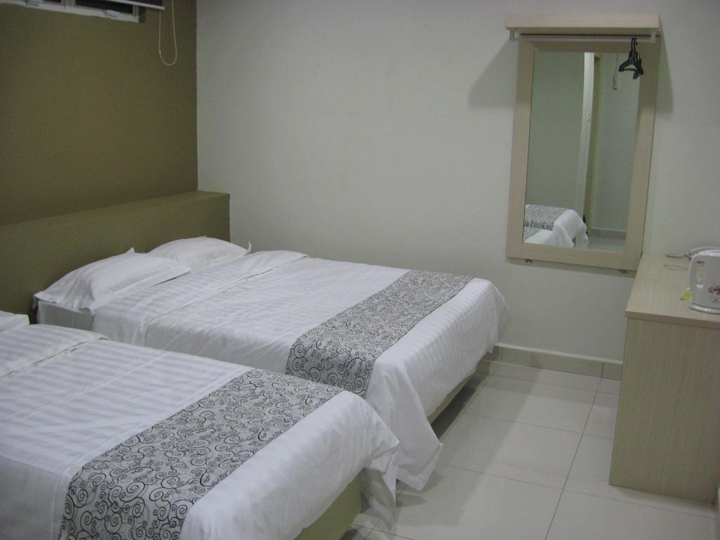 Hii-5 Hotel