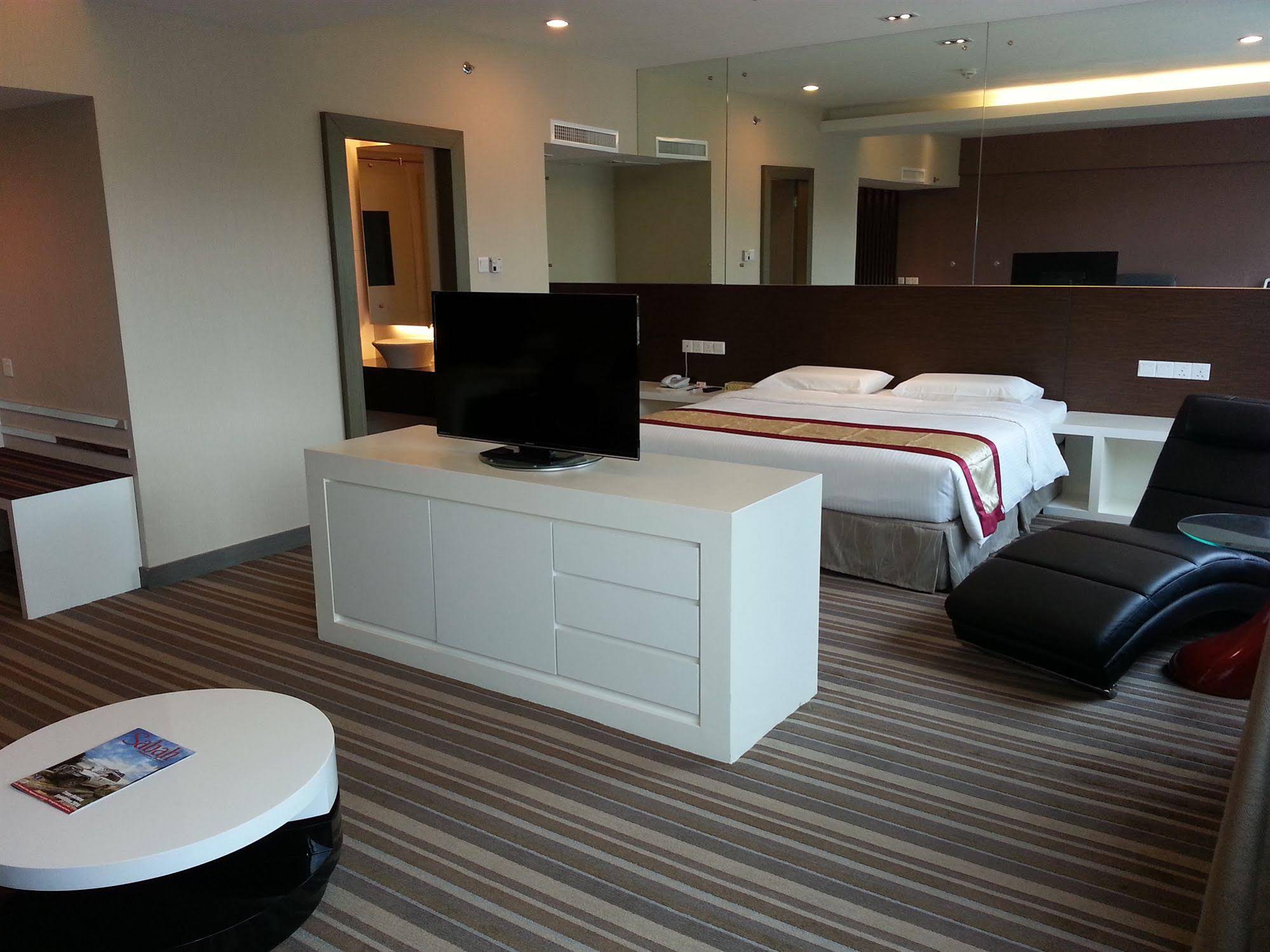 Hotel Capital
