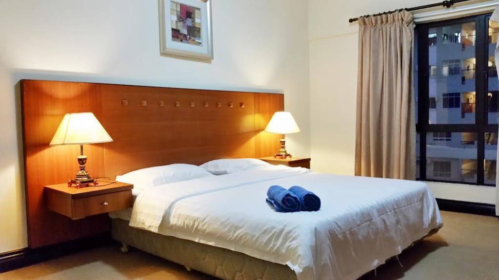 KK Marina Court Resort Vacation Condos & Holiday Service Suites