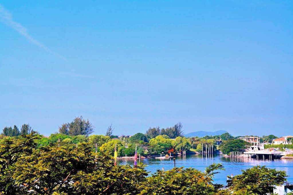 KK Marina Court Resort Vacation Condos & Holiday Service Suites