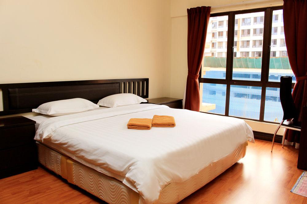 Marina Court Resort Condo