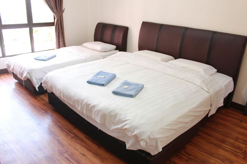 Marina Court Resort Condominium