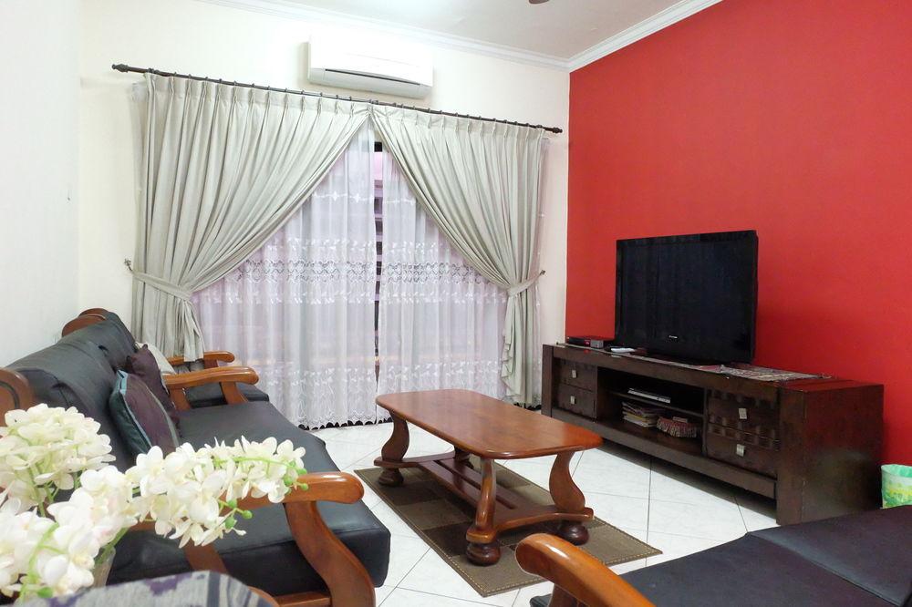 Marina Court Resort Condominium