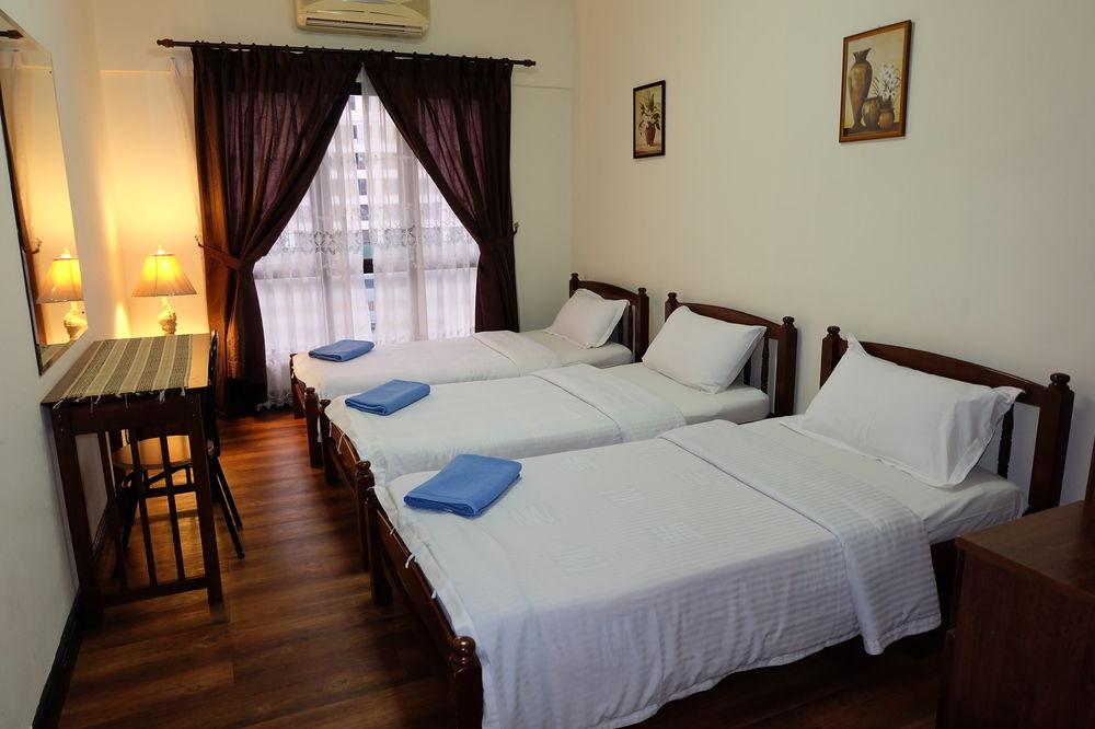 Marina Court Resort Condominium