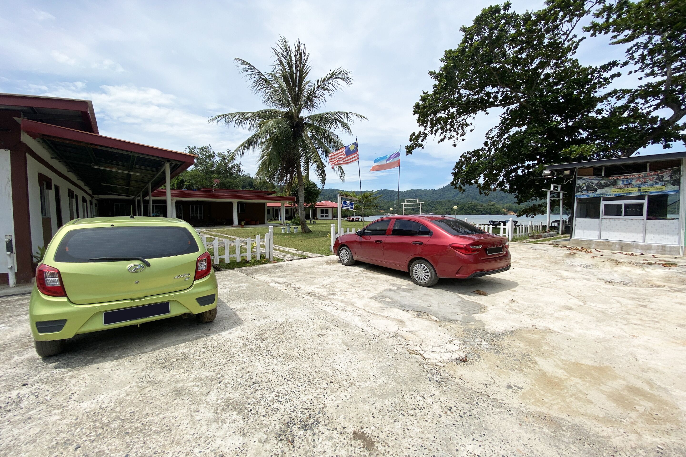 Oyo Home 90319 Ambong Bay Resthouse Homes