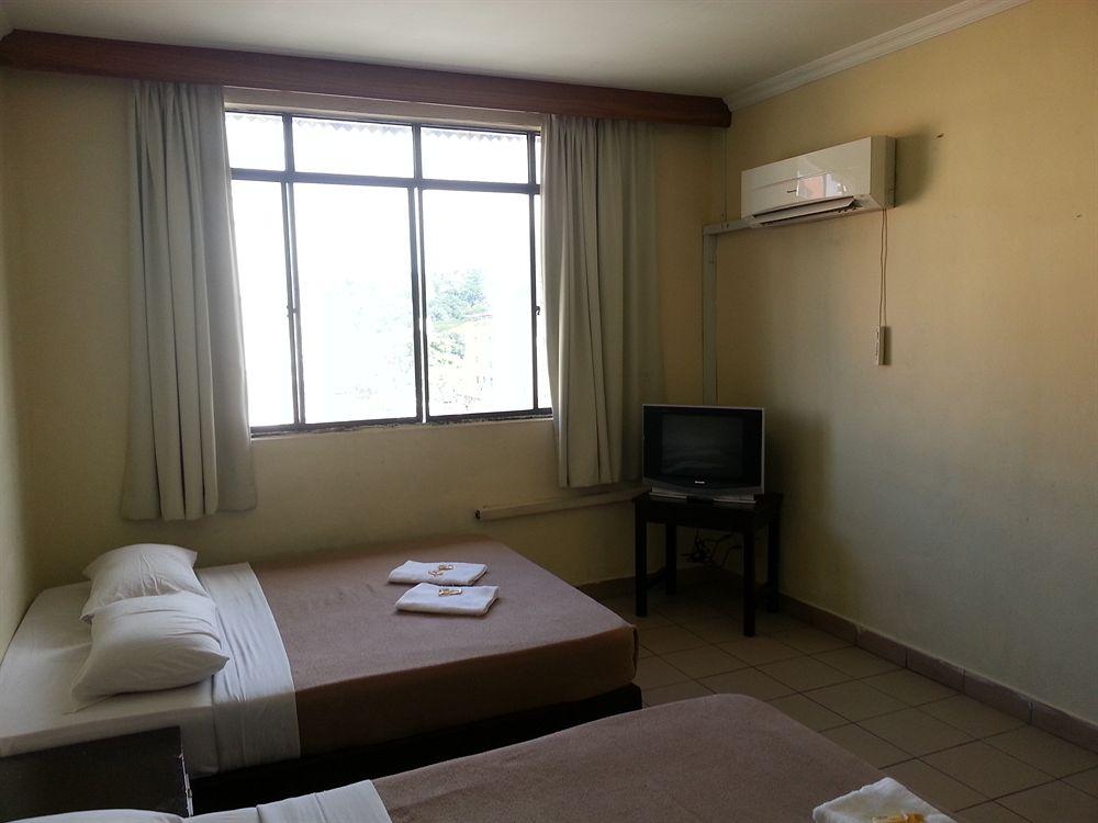 Iskandar Sinsuran Homestay