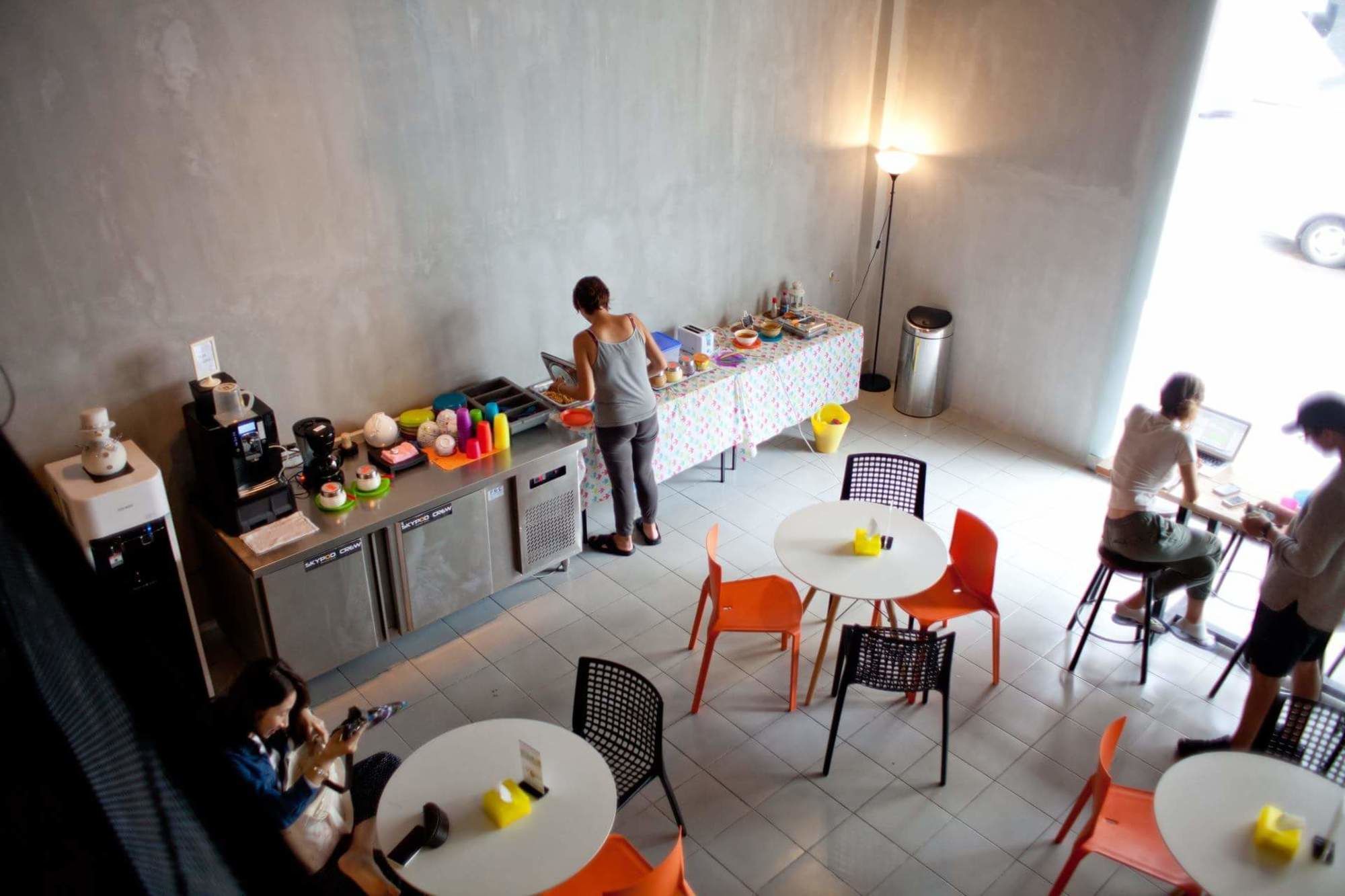 SKYPOD Hostel