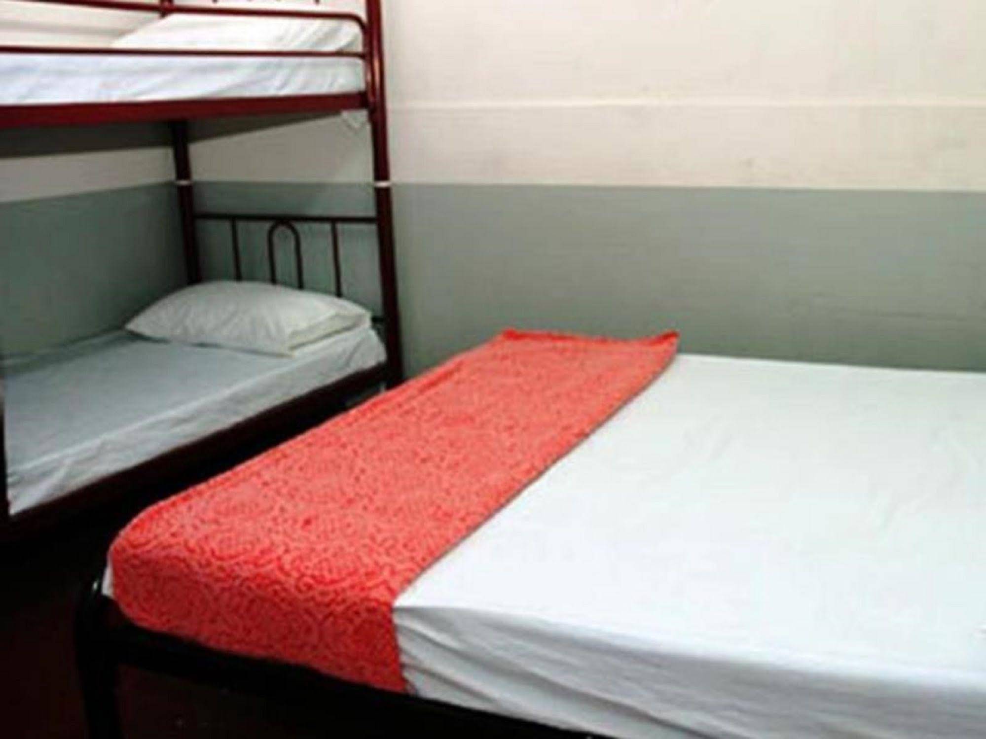 Stay In Lodge