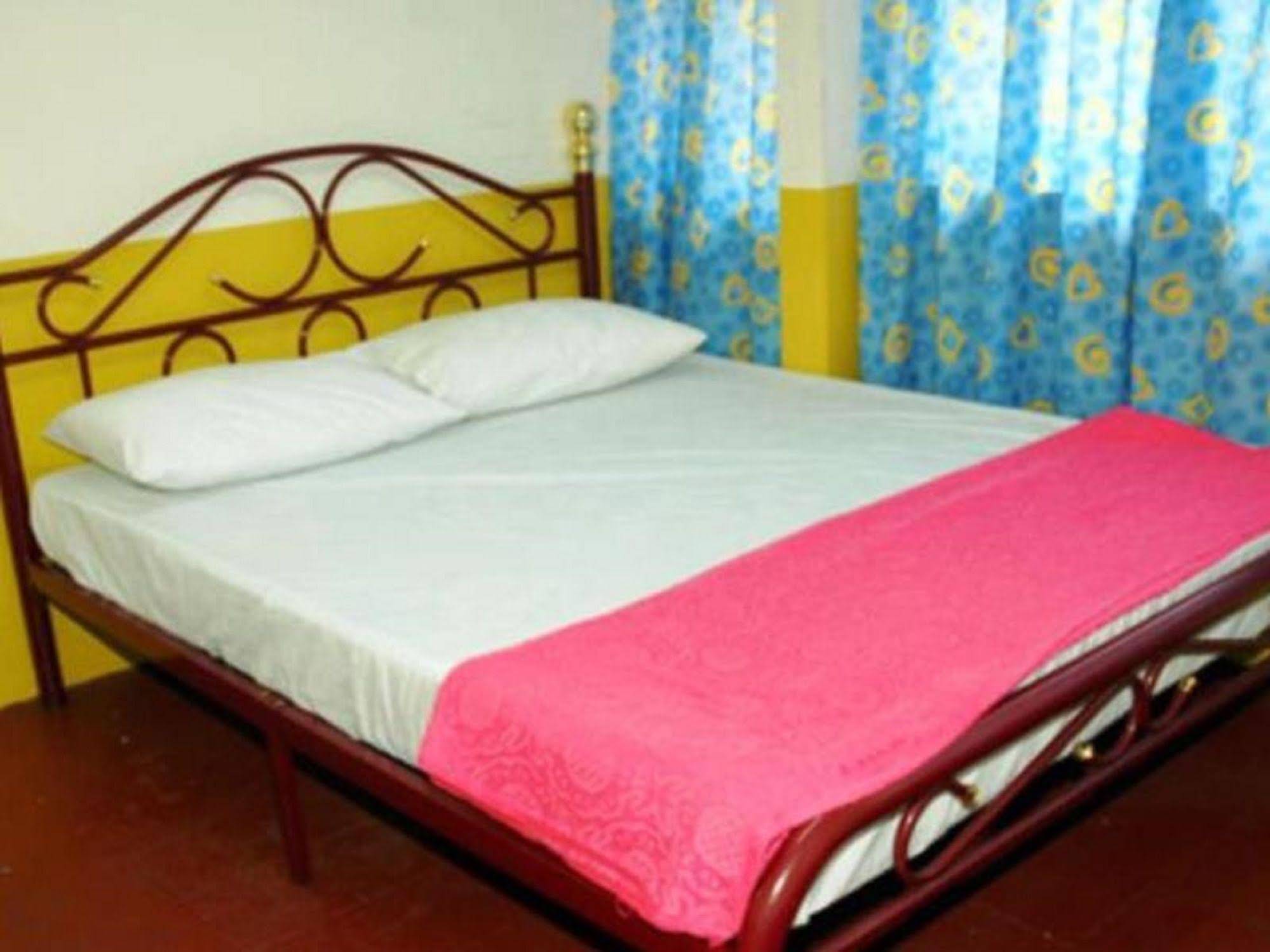 Stay In Lodge