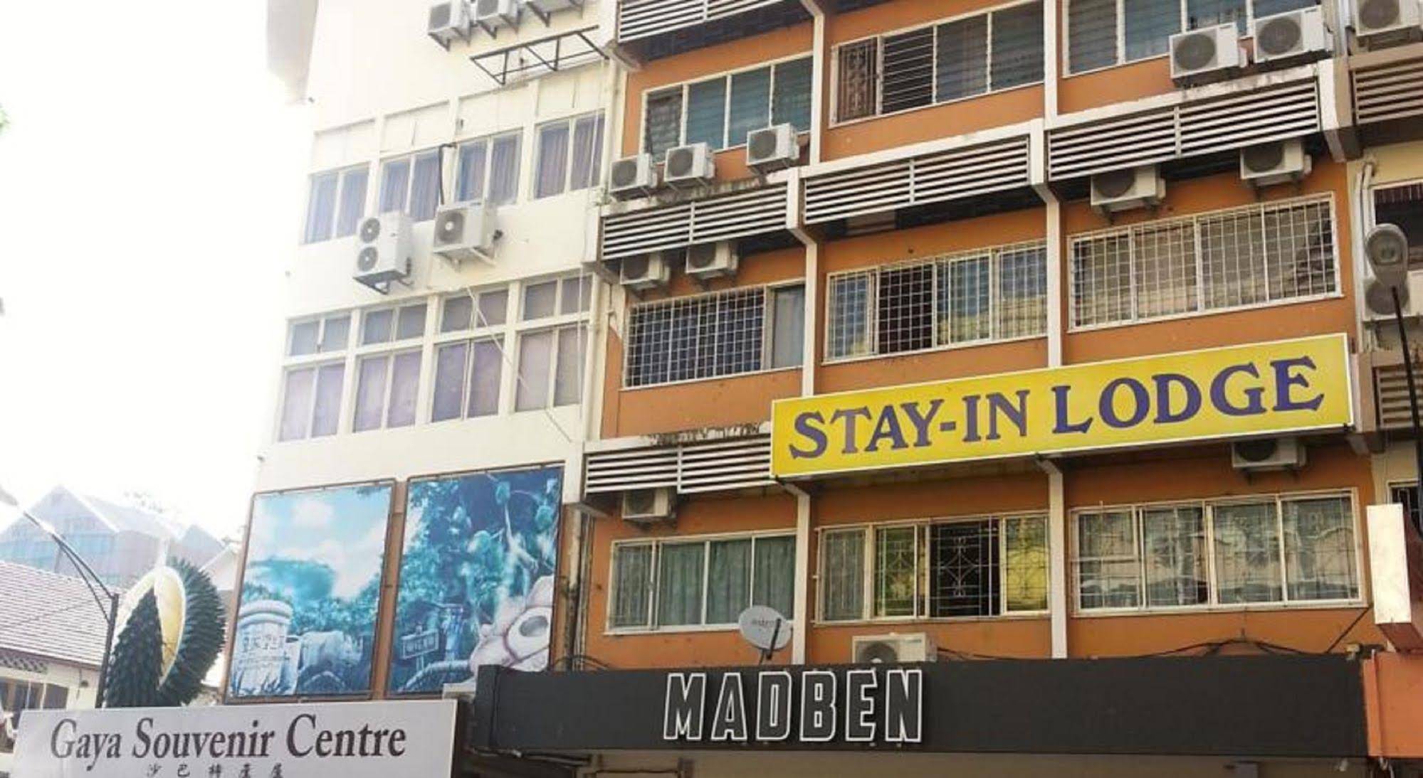 Stay In Lodge