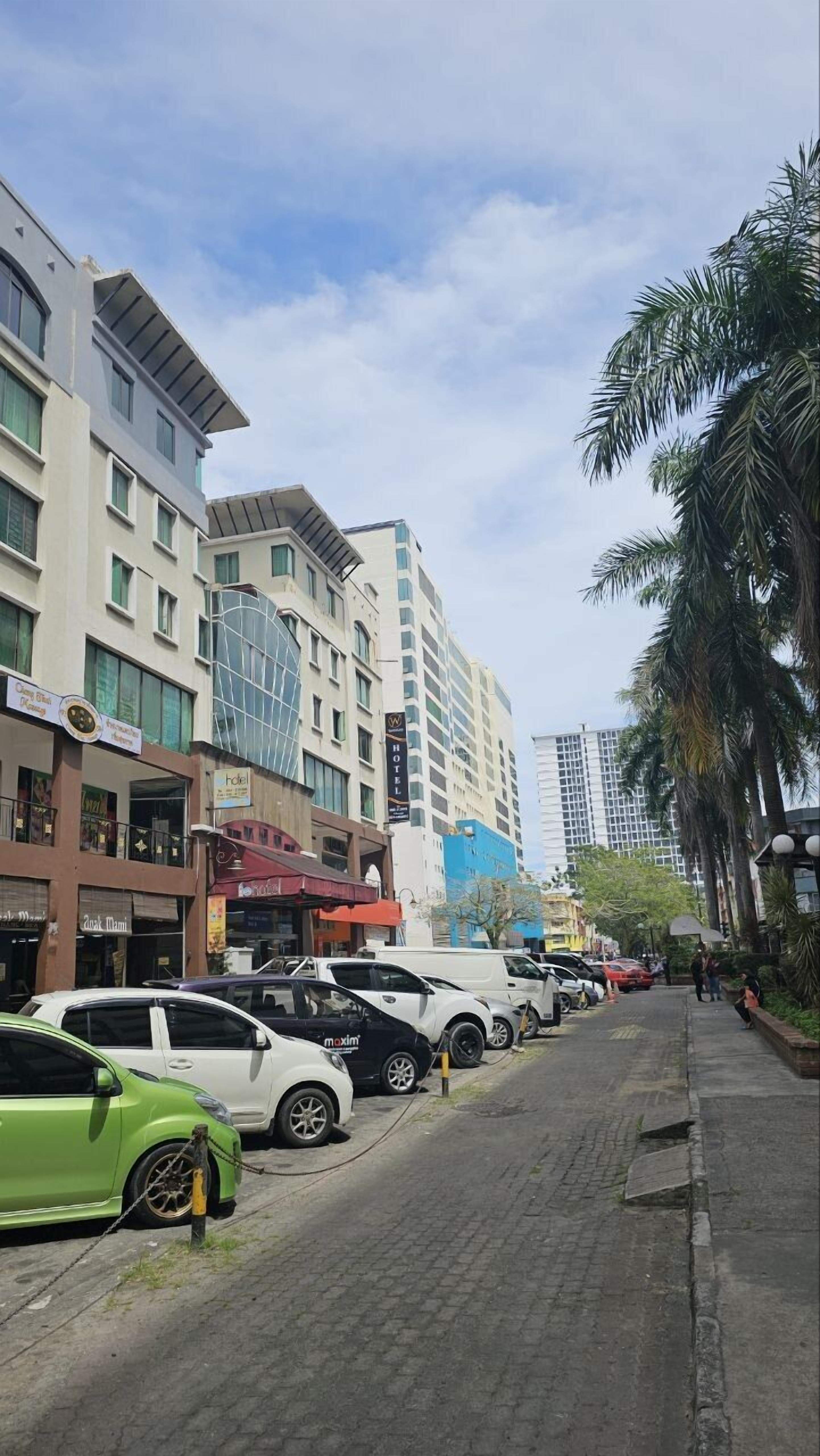 Warisan Hotel