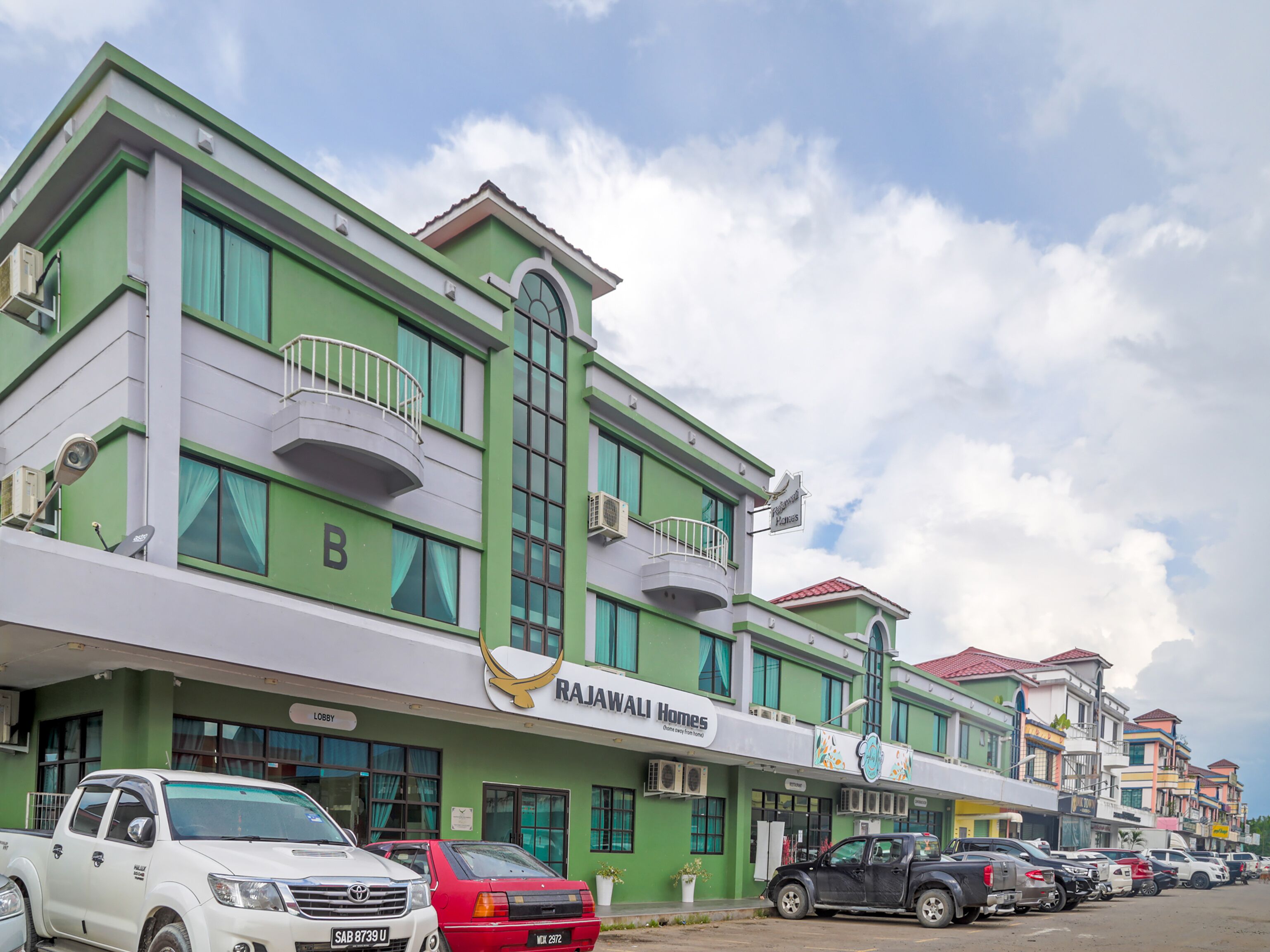 Capital O 90154 Rajawali Homes