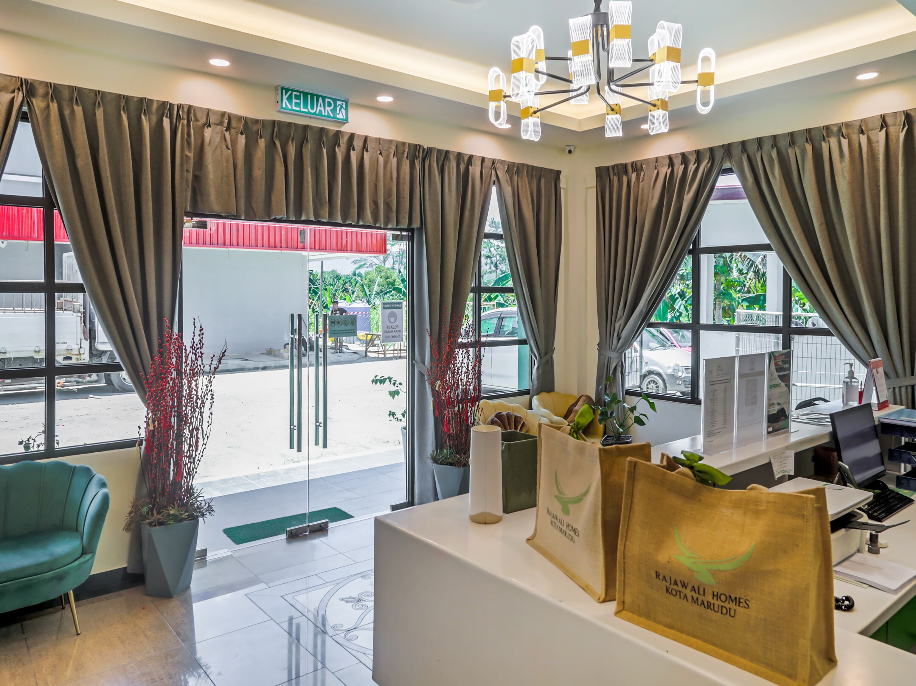 Capital O 90154 Rajawali Homes