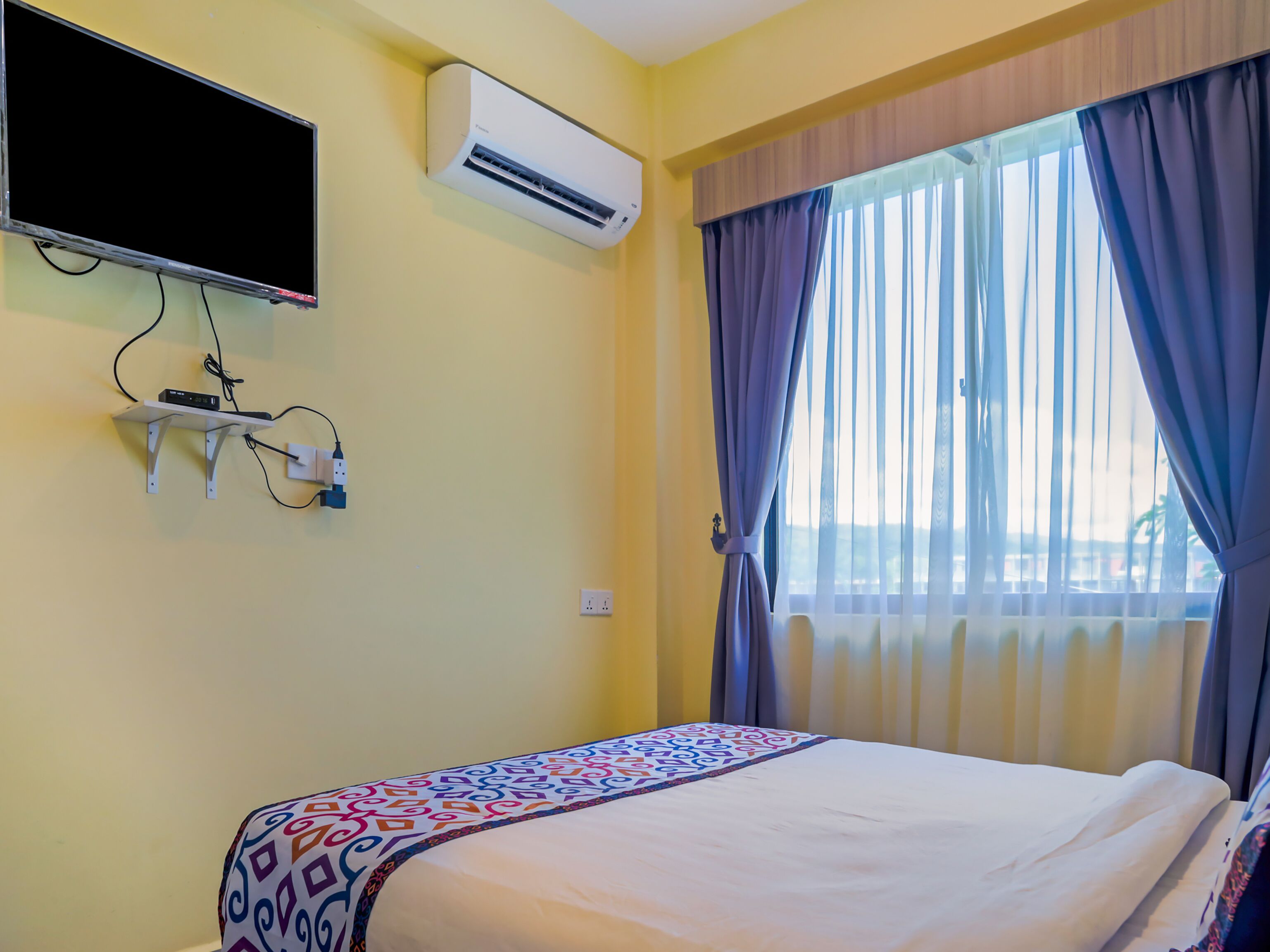 Capital O 90154 Rajawali Homes