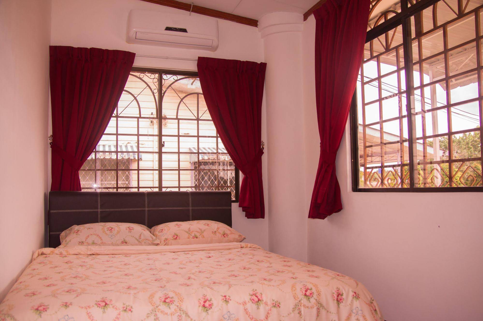 Bike And Tours Bed & Breakfast
