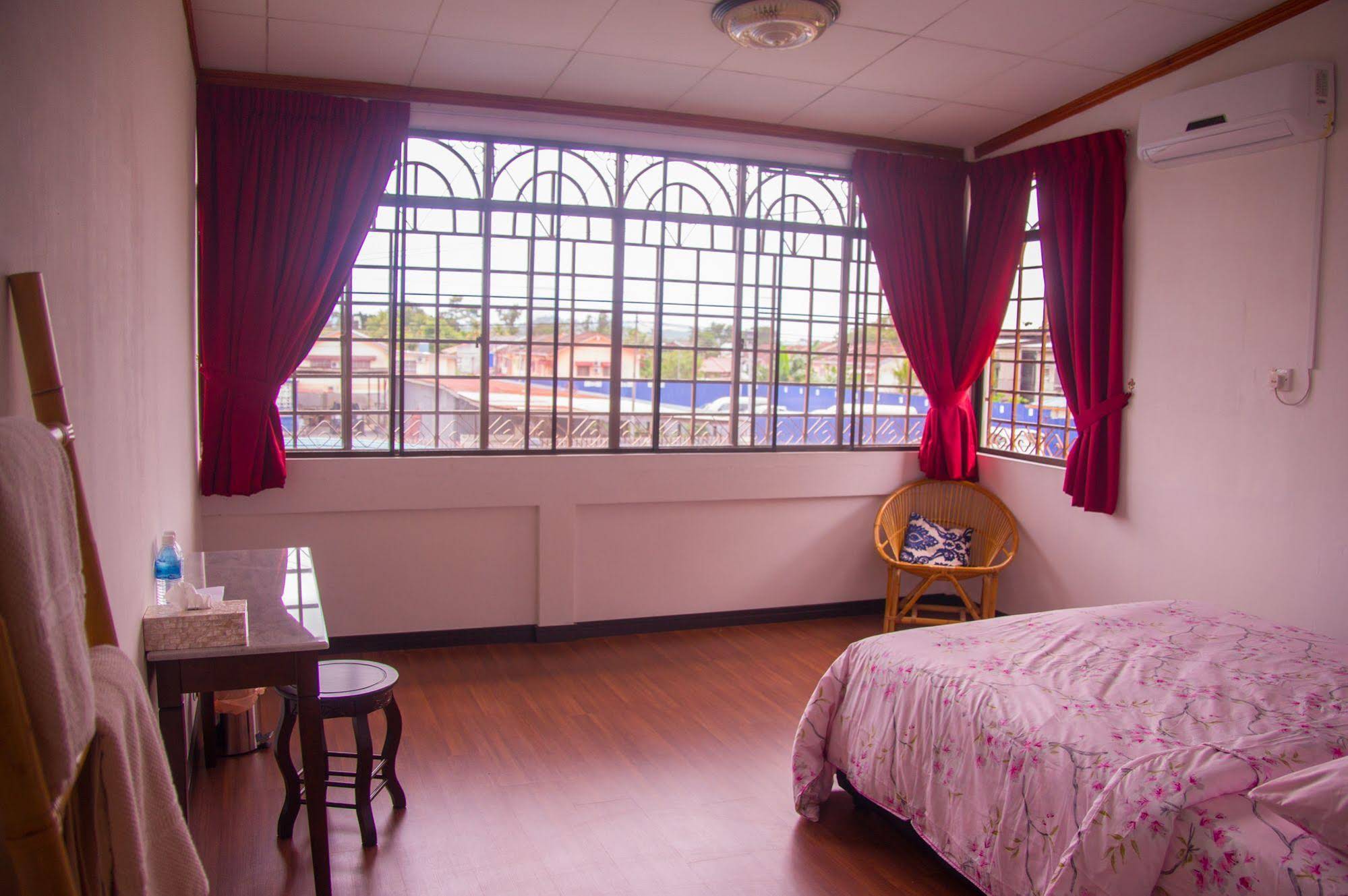 Bike And Tours Bed & Breakfast