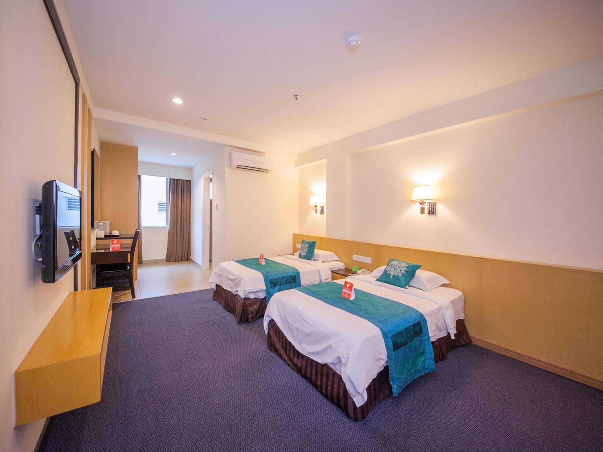 Grand Eastern Hotel