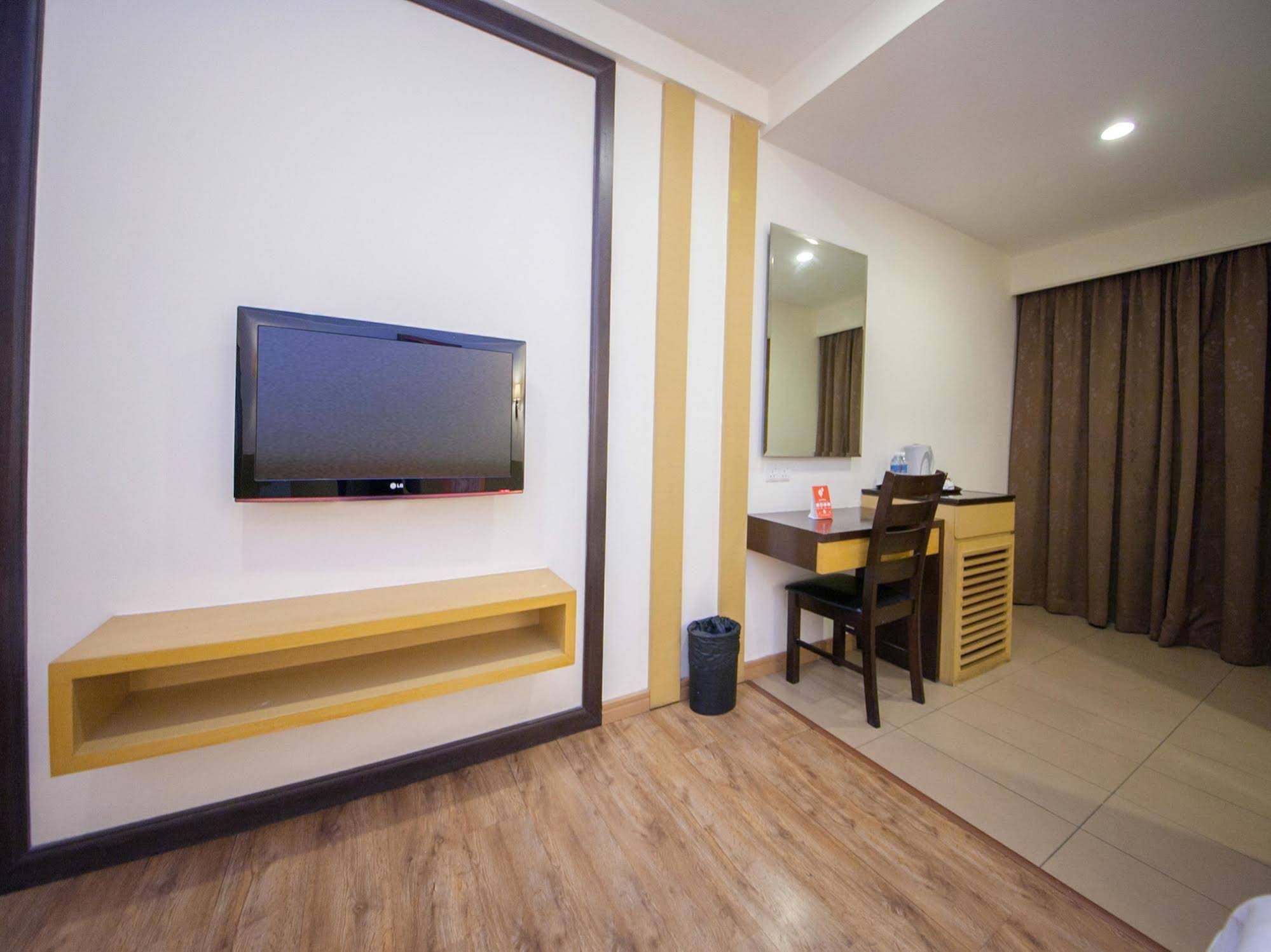 Grand Eastern Hotel