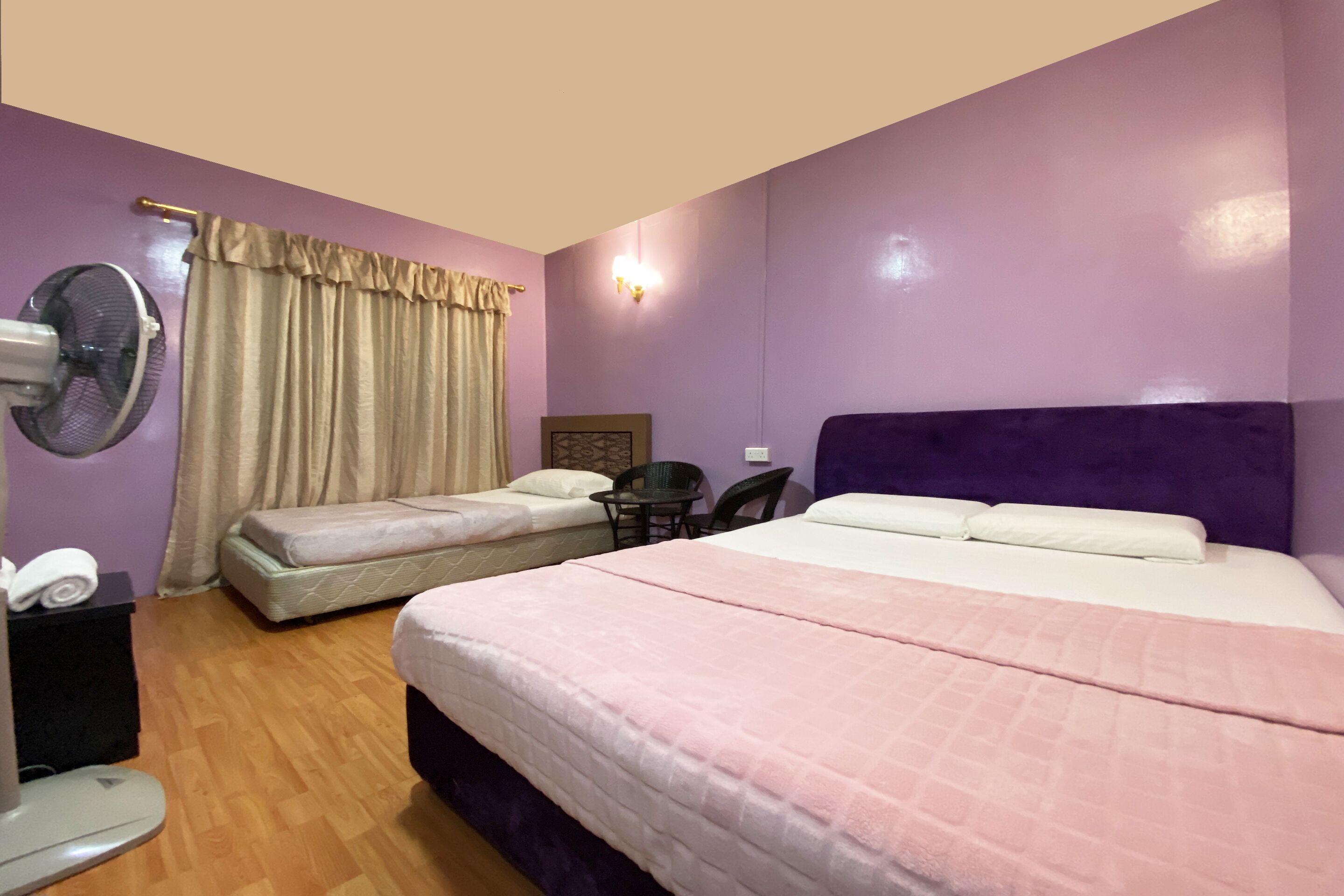 OYO HOME 90285 Pogimpaan Homestay