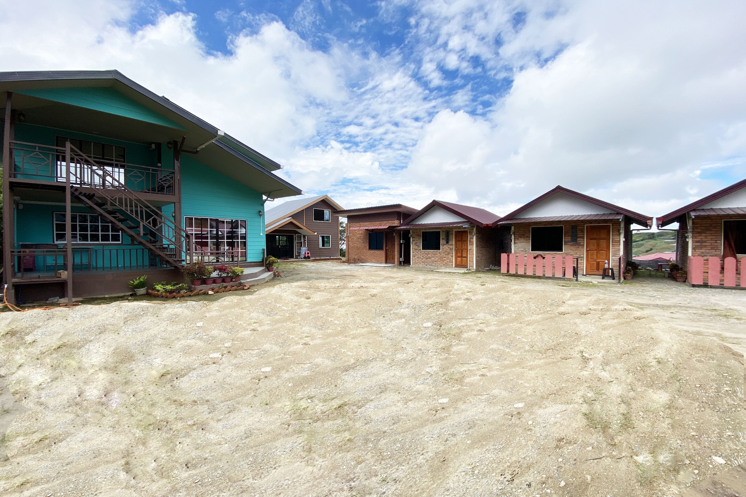 OYO HOME 90288 Masilau Valley Kundasang