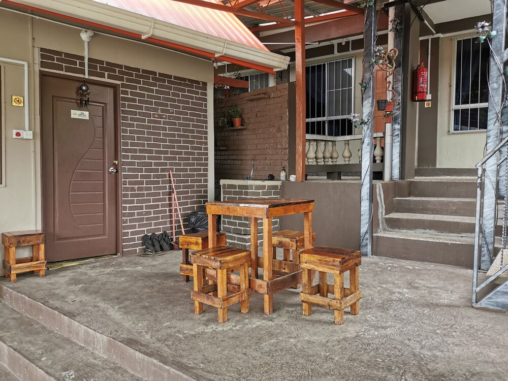 Sinurambi Homestay 2 by OYO Rooms