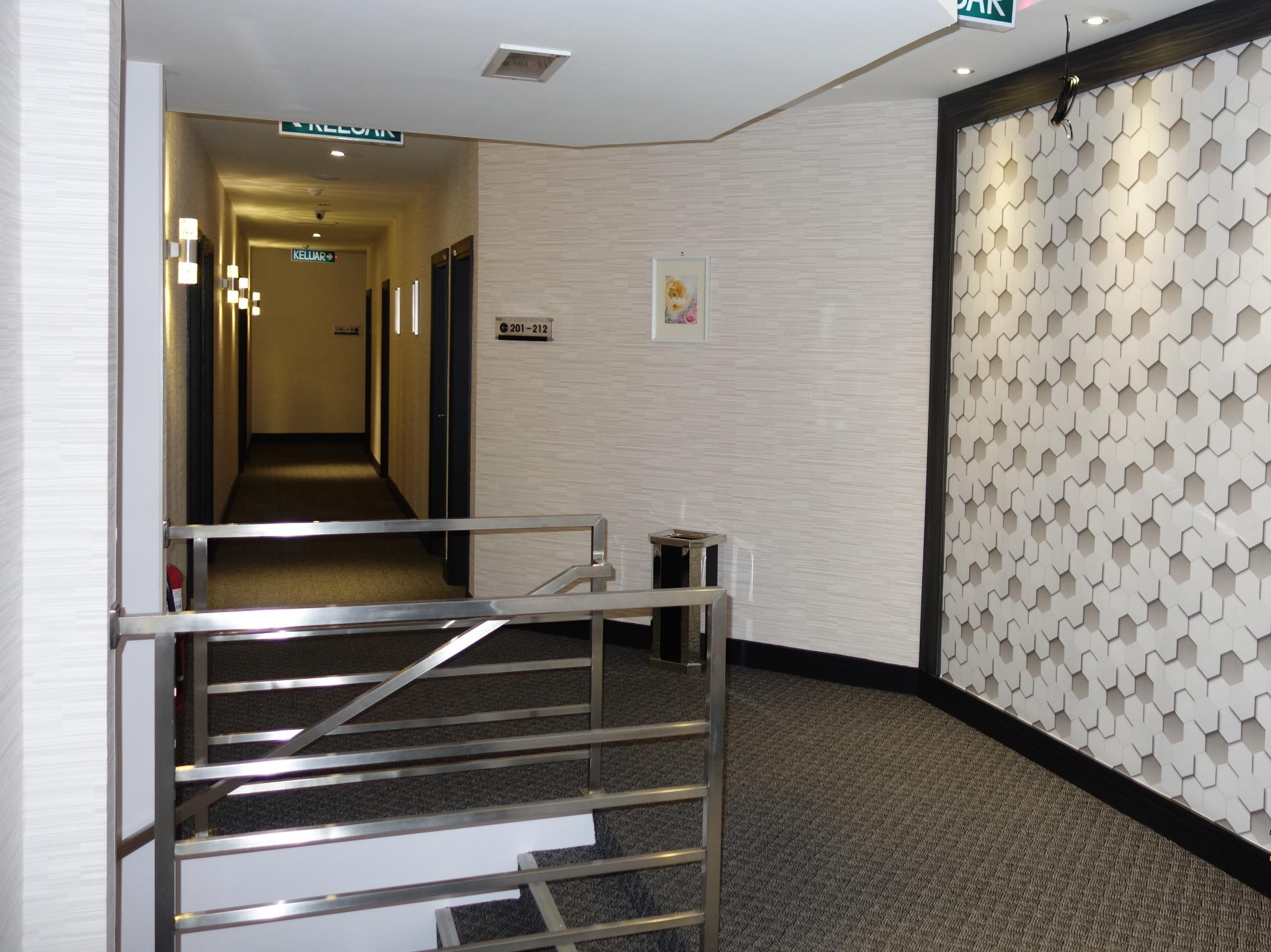 One Avenue Hotel