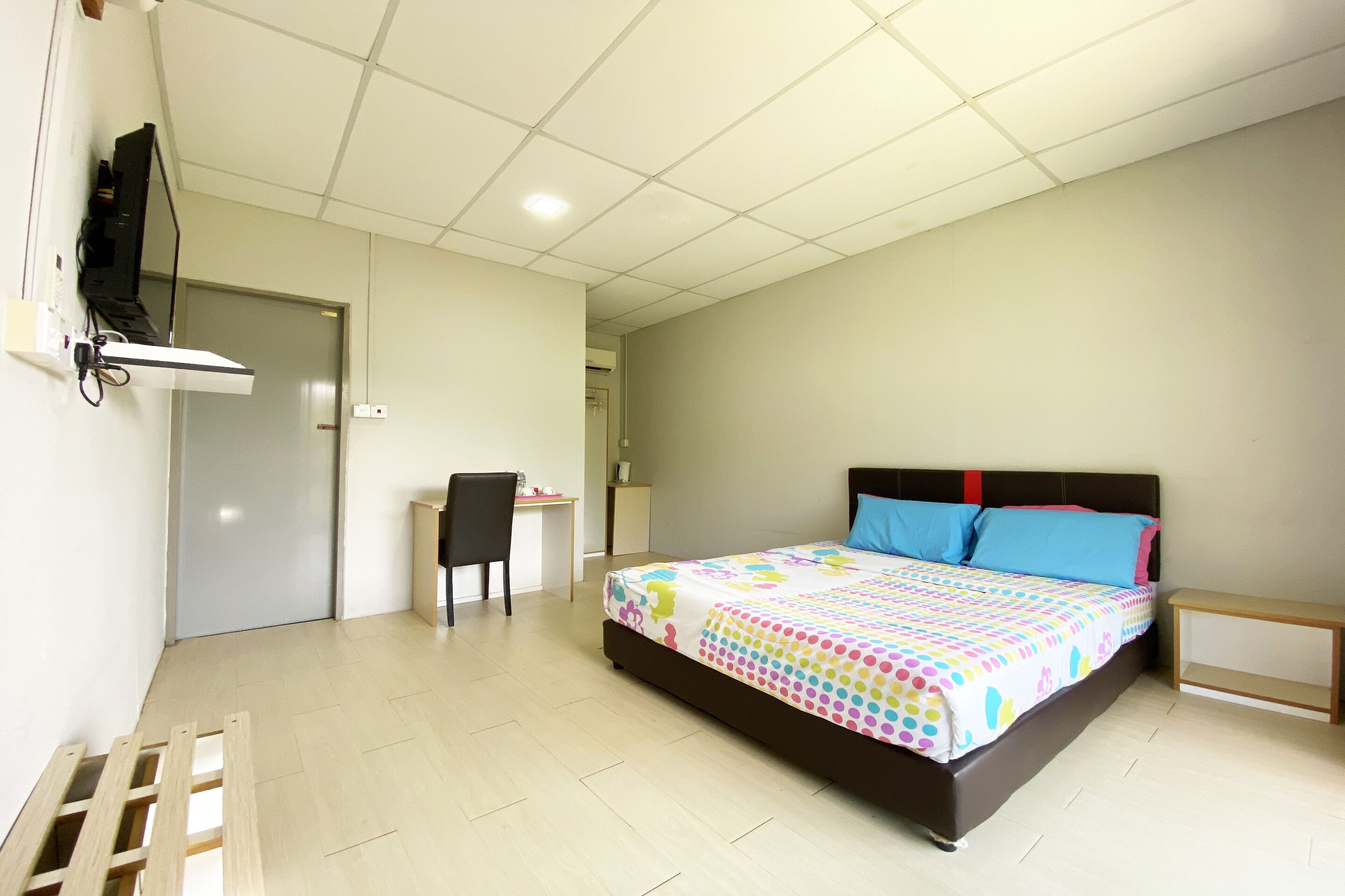 OYO Home 90318 Tambunan Nature Lodge