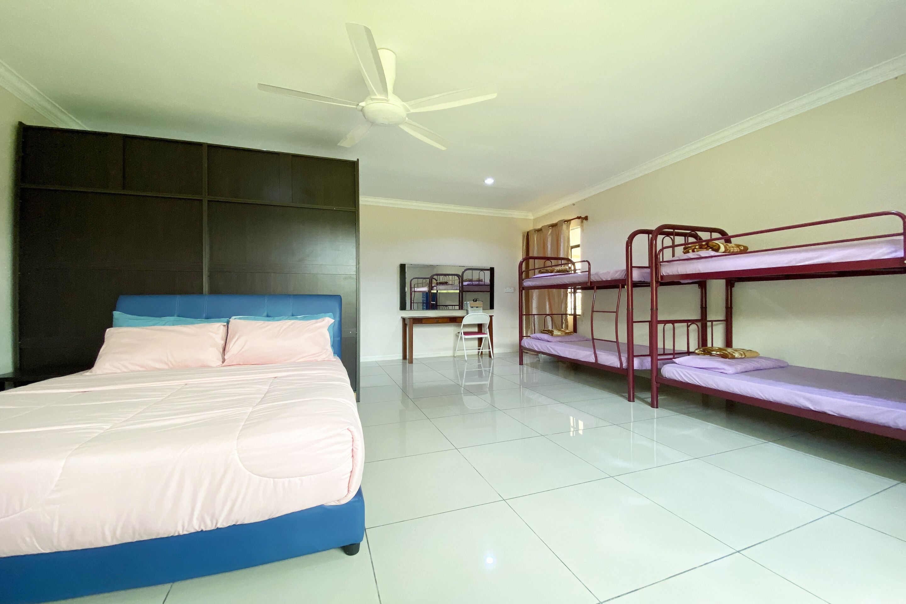 OYO Home 90318 Tambunan Nature Lodge