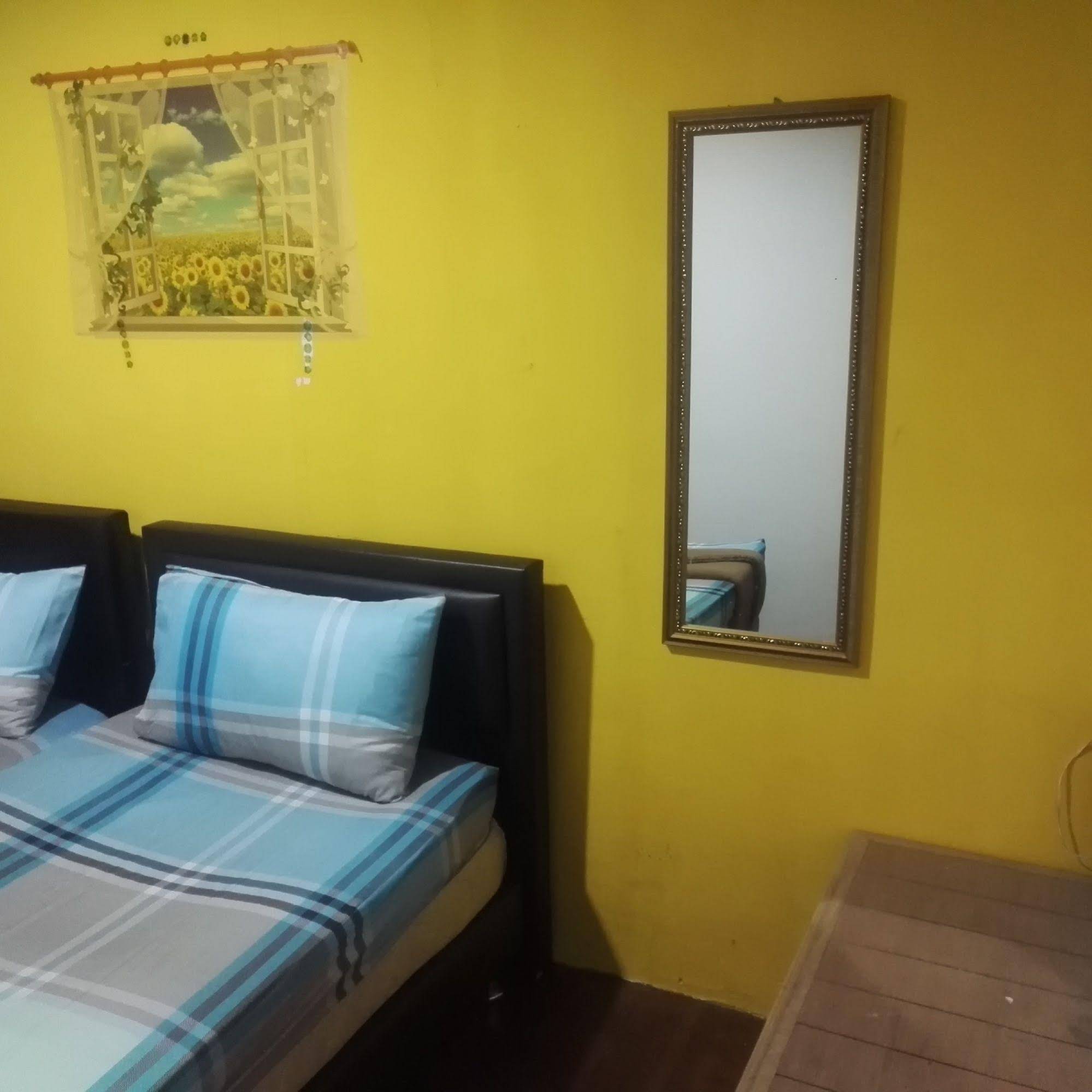 Backpacker's Stay