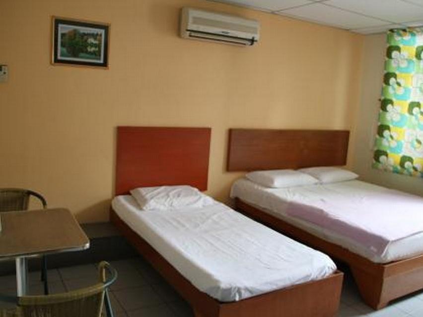 Budget & Comfort Hostel