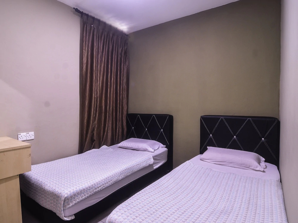 Hilltop Room by OYO Rooms
